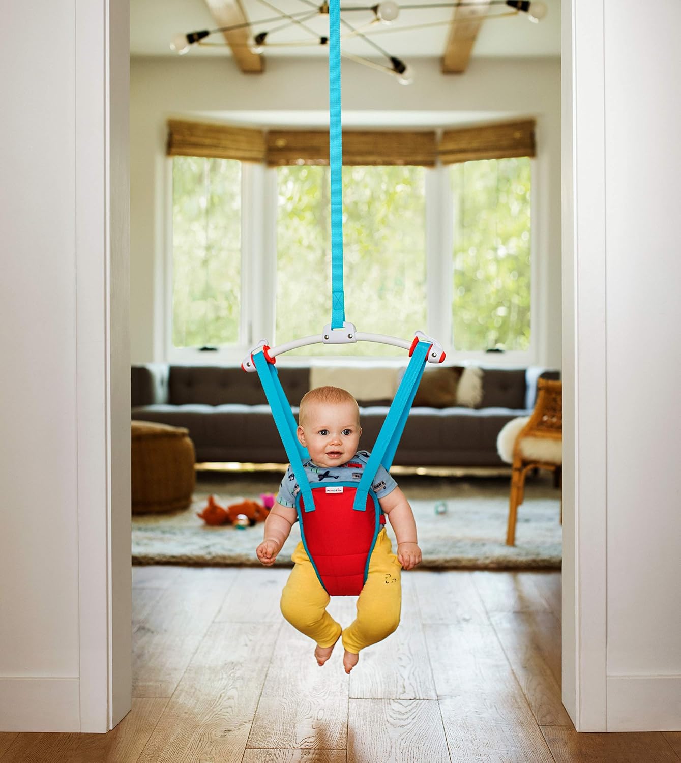 детские прыгунки в дверной проем