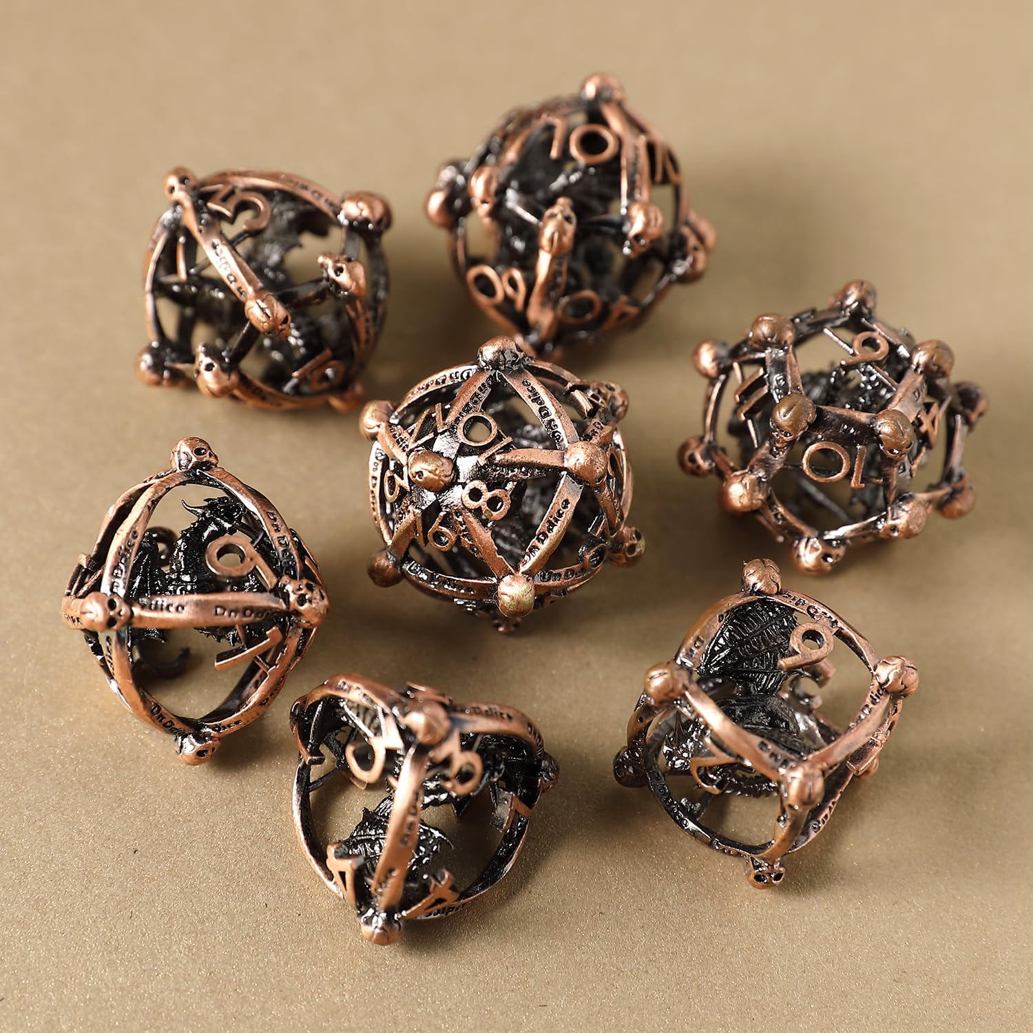 Metal DND Dice Set 7 Hollow 3D Dragon DND Dice Polyhedral Bronze Dice D20 D12 D10 D% D8 D6 D4 for Dungeons & Dragons RPG Board Table Games RPG MTG Games