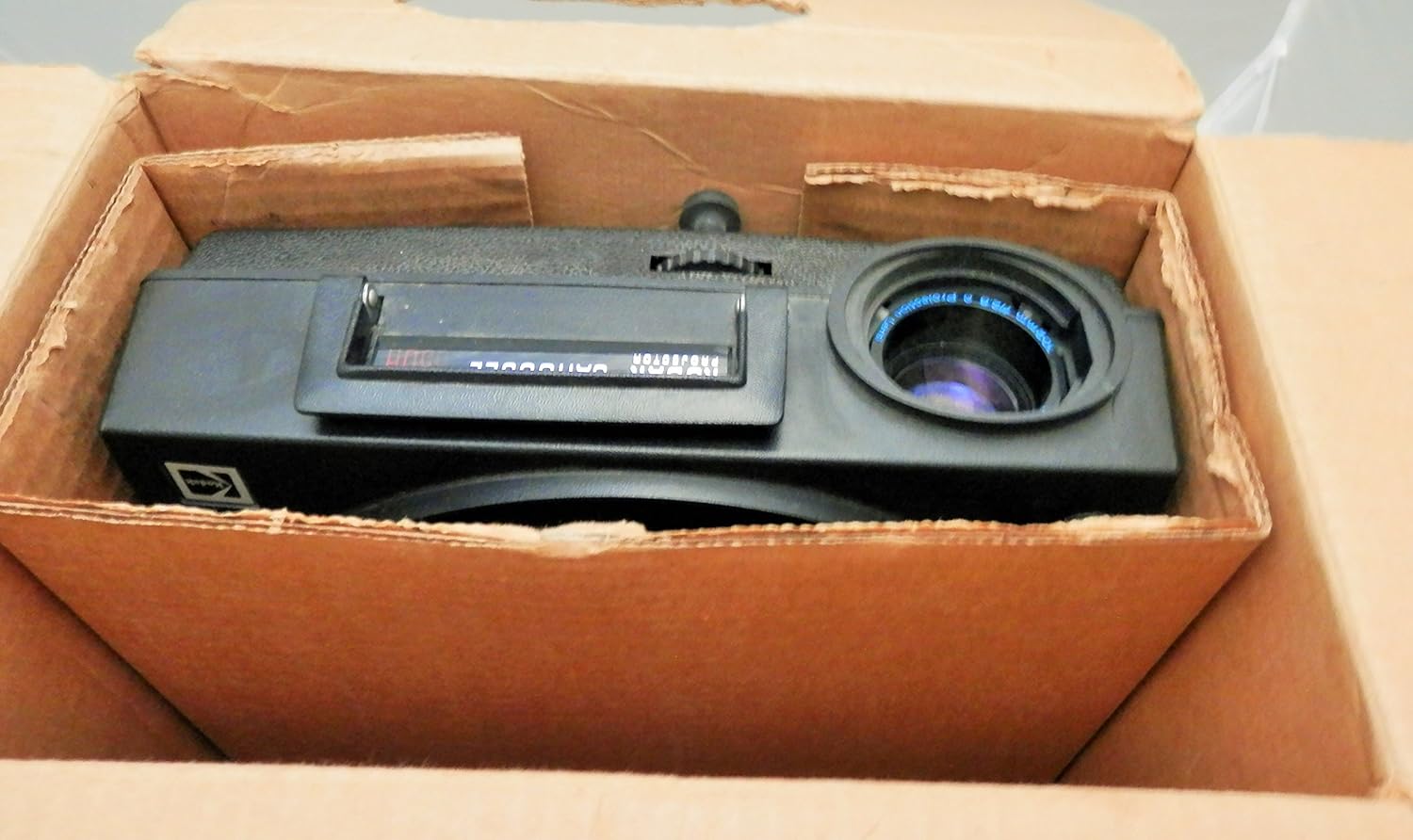 Kodak 650H Slide Projector : Camera & Photo