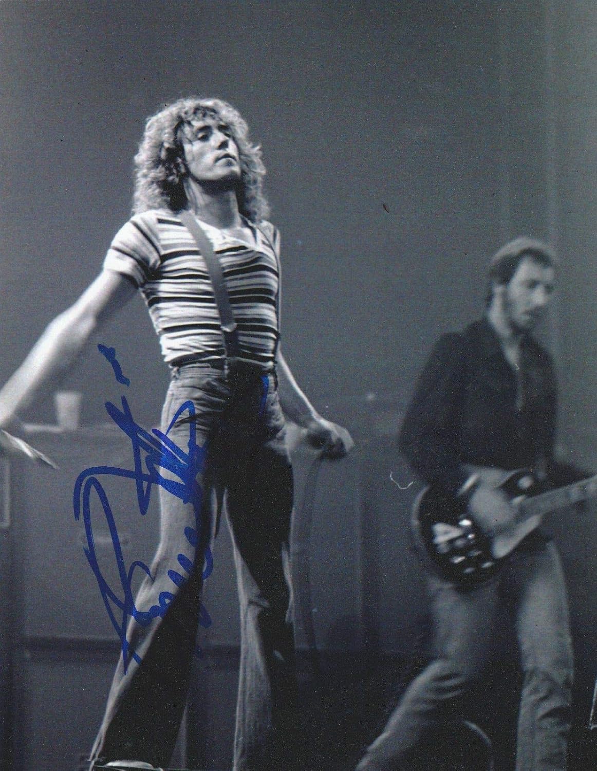 Photographs - Photo Roger Daltrey - The Who Autograph Signed 8 x 10