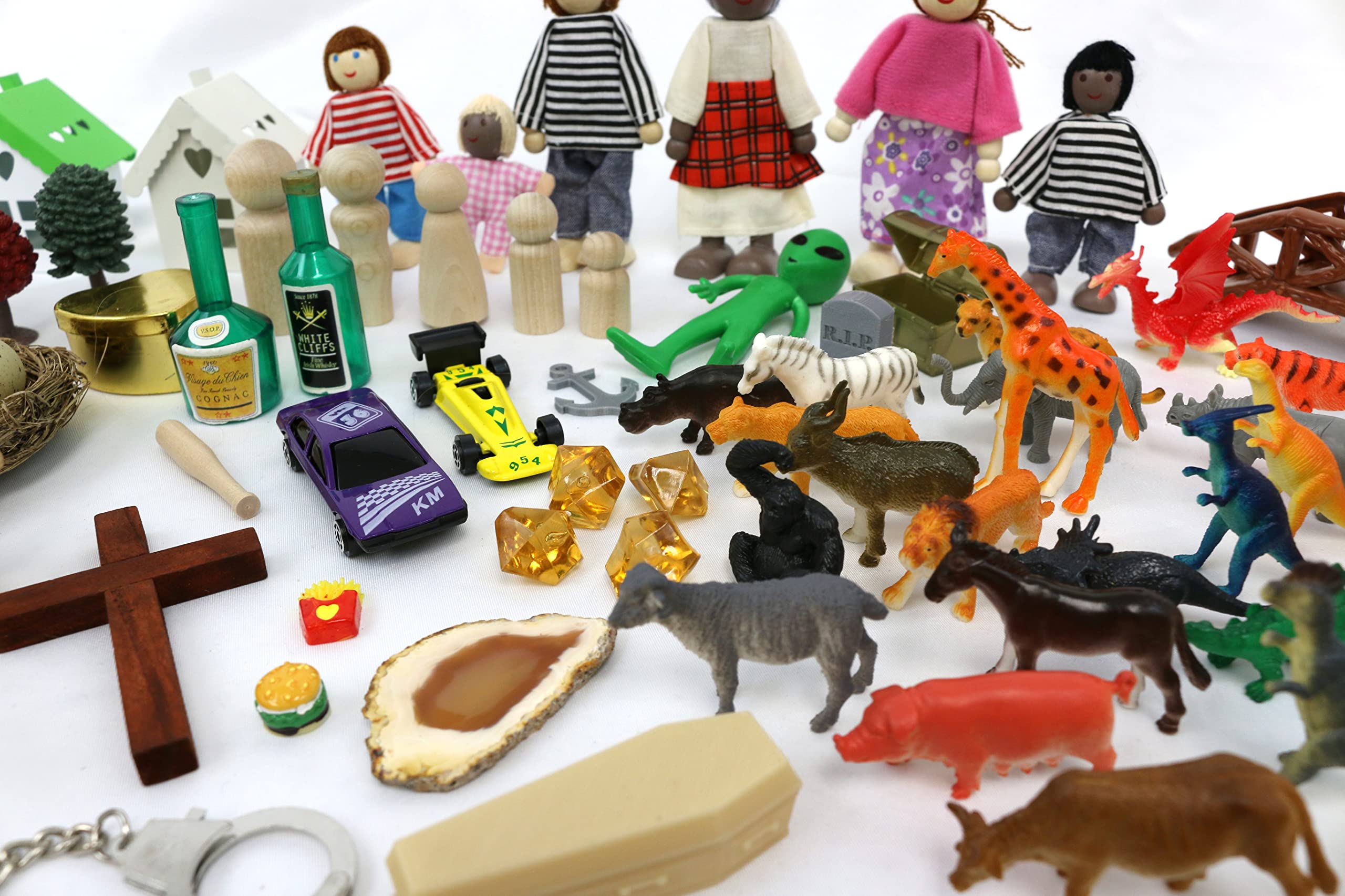 Sandtray Play Therapy Basic Starter Kit - 100+ Pieces
