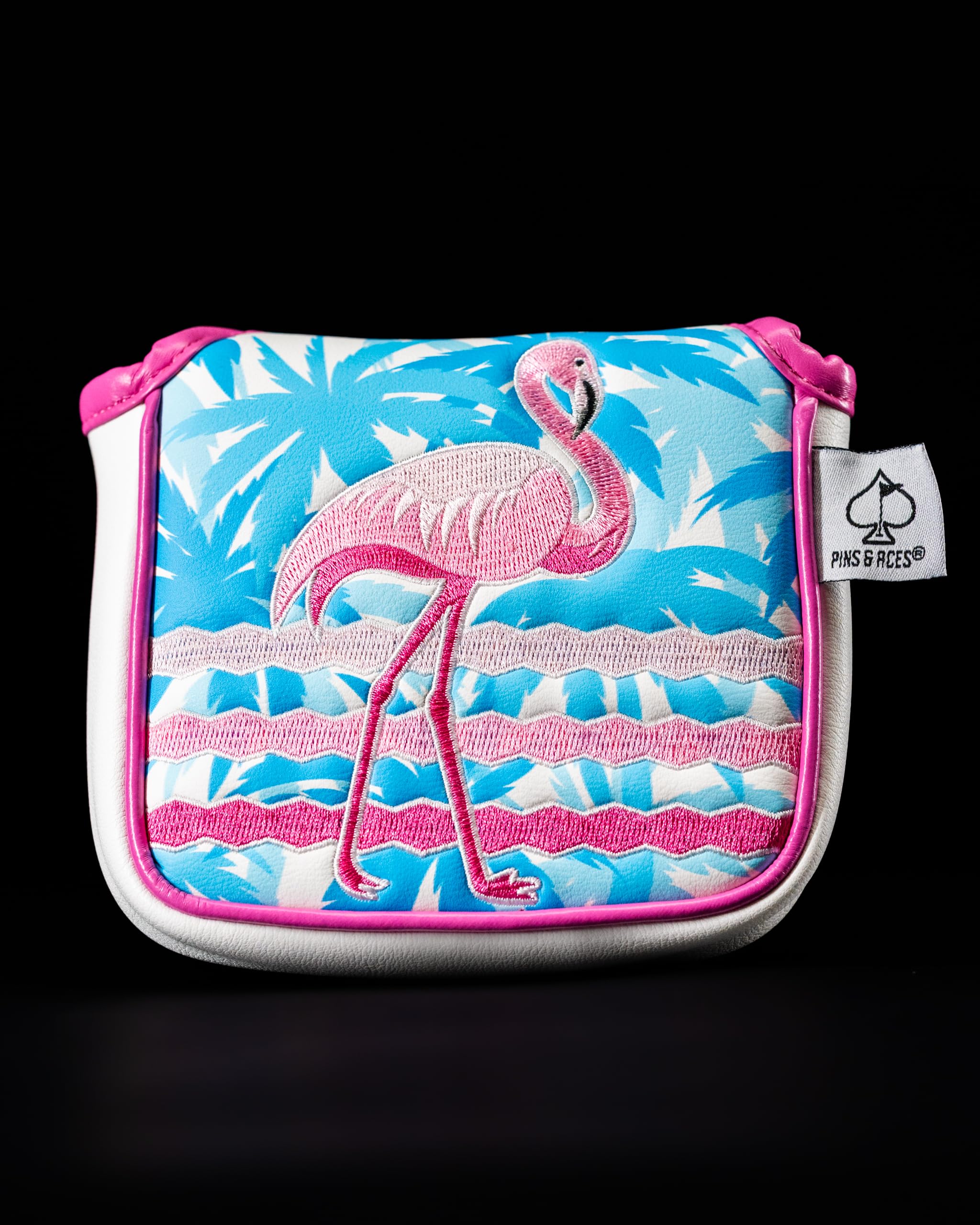 Pins & Aces LE Tropical Lawn Flamingo Head Cover