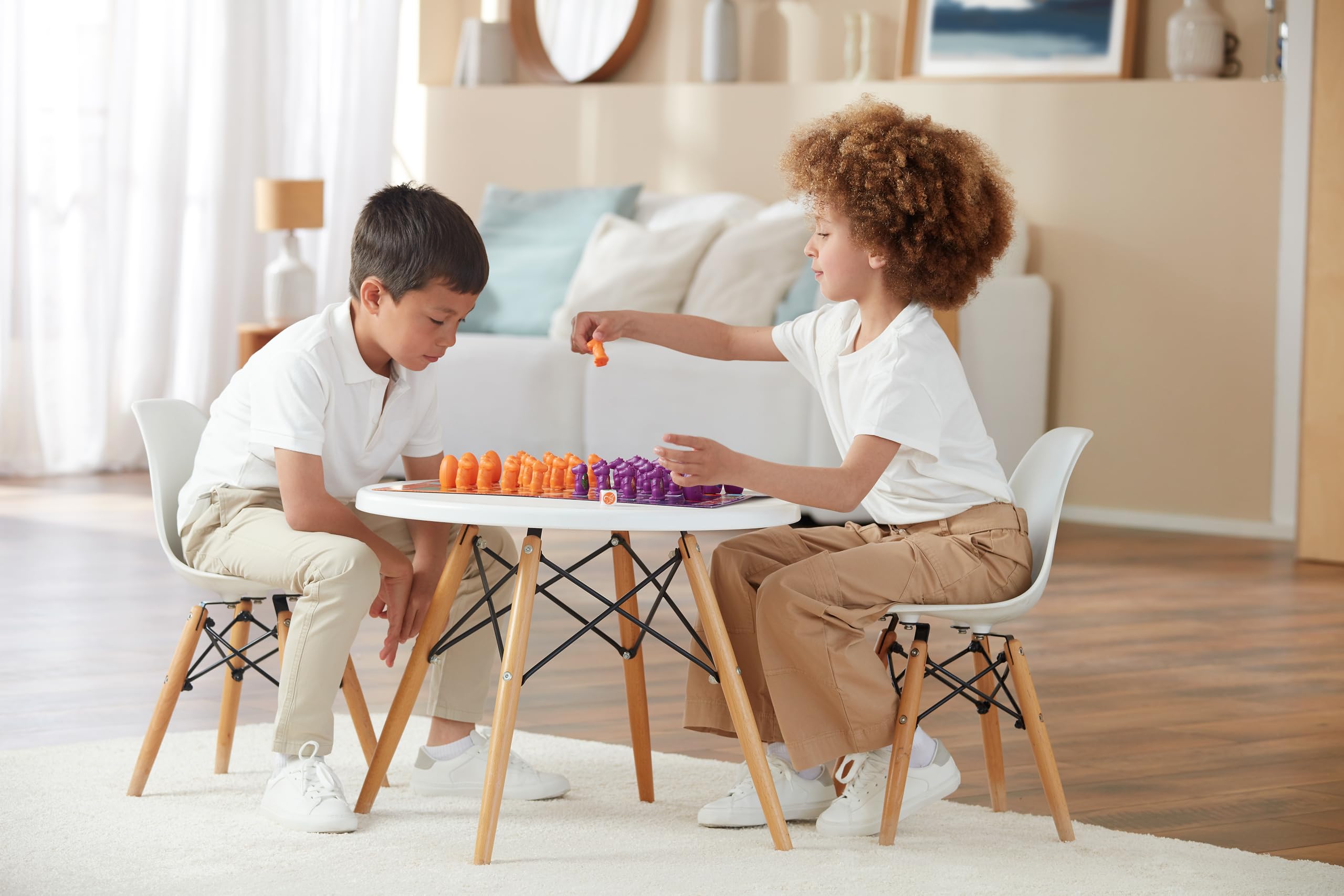 Stratego Junior Dinos, Brettspiel für Kinder ab 4 Jahren 3