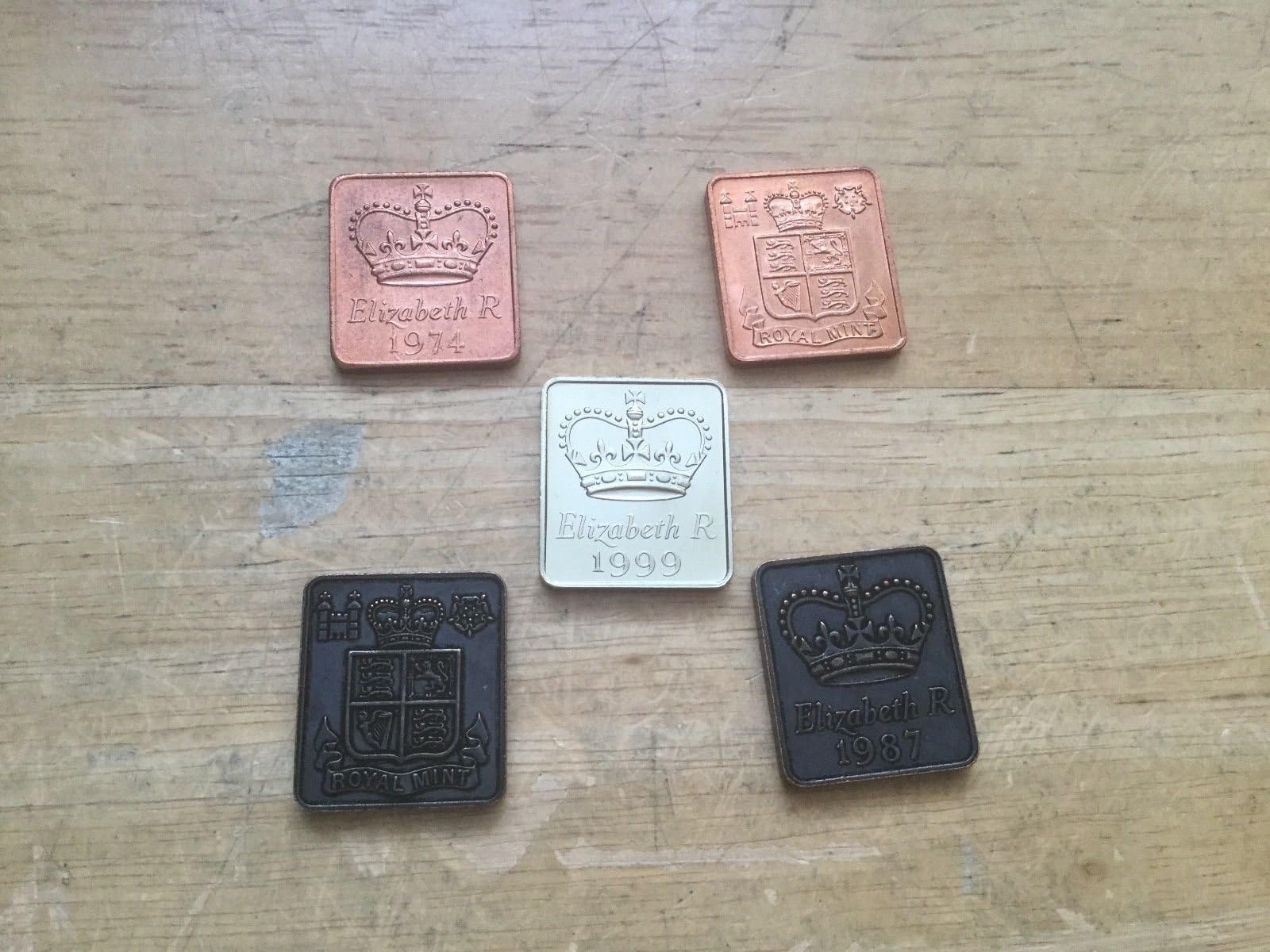 Proof Year Coin Set Tokens Birth & Anniversary Years Metal Good Condition Good (1970)