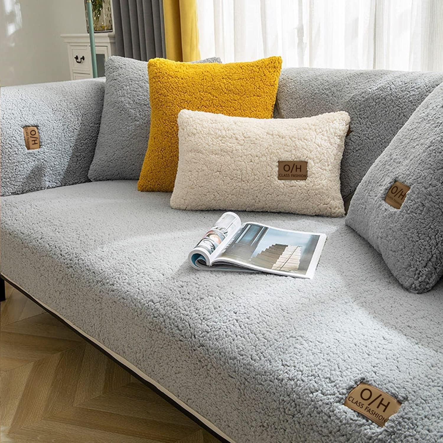 LINGKY Soft Sherpa Fleece Sofa Covers, Sofa Cushion Covers, Non-Slip Sofa Cover 1 2 3 Seater Couch Covers for Sectional Sofa, Sofa Slipcovers L Shape Furniture Protector (Grey,70x210cm)
