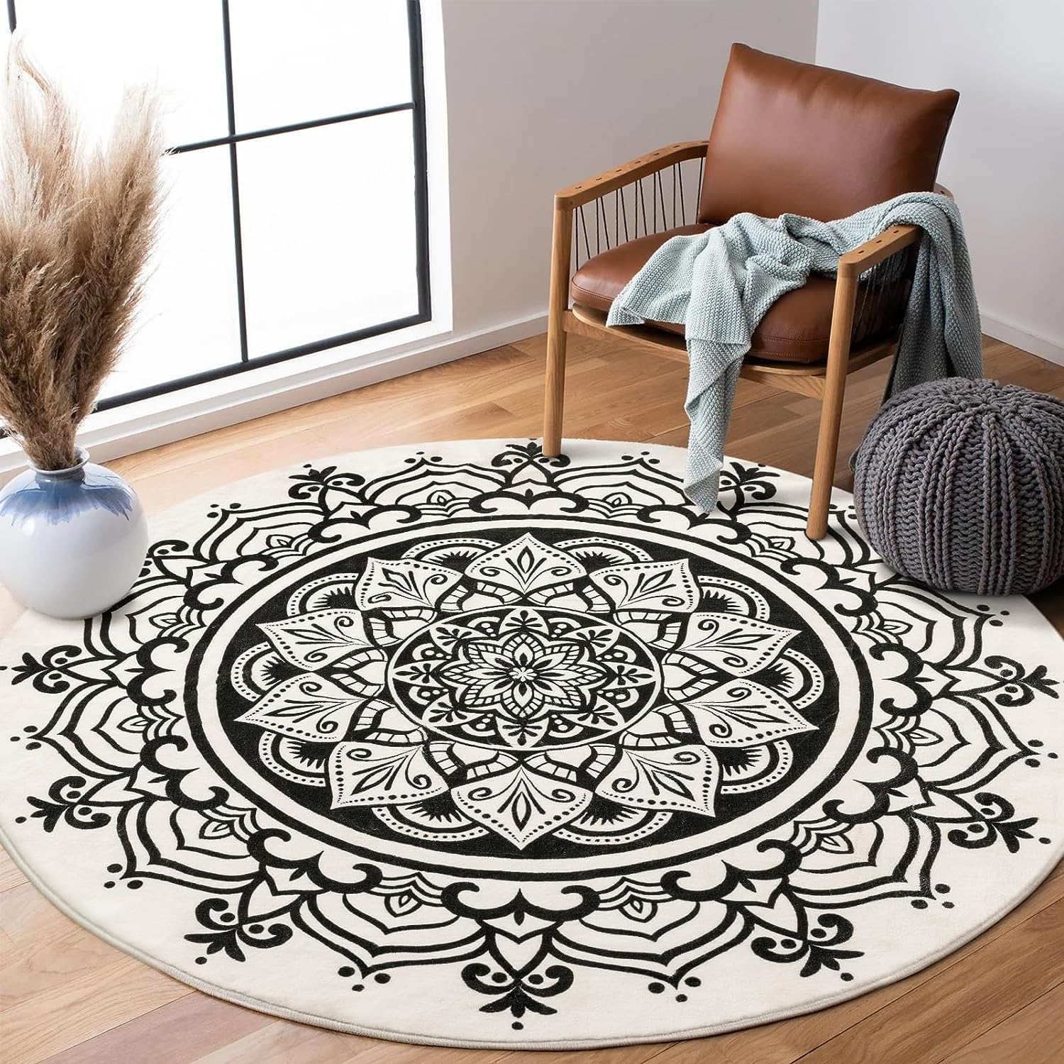 Carvapet Round Area Rug 120cm/4ft Soft Fluffy Circle Carpet Rug Short Pile Non Slip Washable Bohemian Mandala Floor Round Rugs for Living Room Bedroom(Black Mandala)