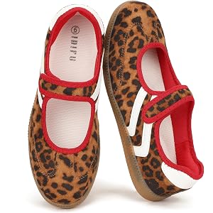 IDIFU Mary Jane Sneakers for Women Retro Fashion Casual Ballet Flats | Lightweight Memory Foam Insole Non-Slip Hook and Loop
