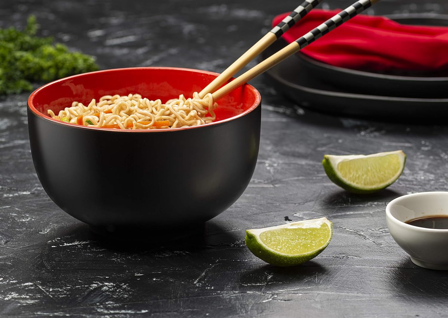 KooK Japanese Ceramic Noodle Bowl, Pho, Ramen, Deep Interior, Black and Red, capacity limit 34 oz - Set of 4: Kitchen & Dining