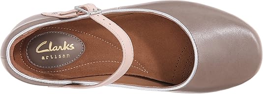 clarks artisan women's feature film flats