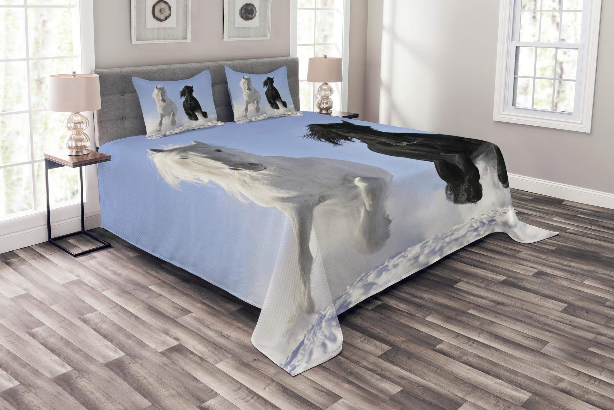 Lunarable Horses Bedspread, Competing Racing Black and White Horses on Snow and Evil Mythical Symbol