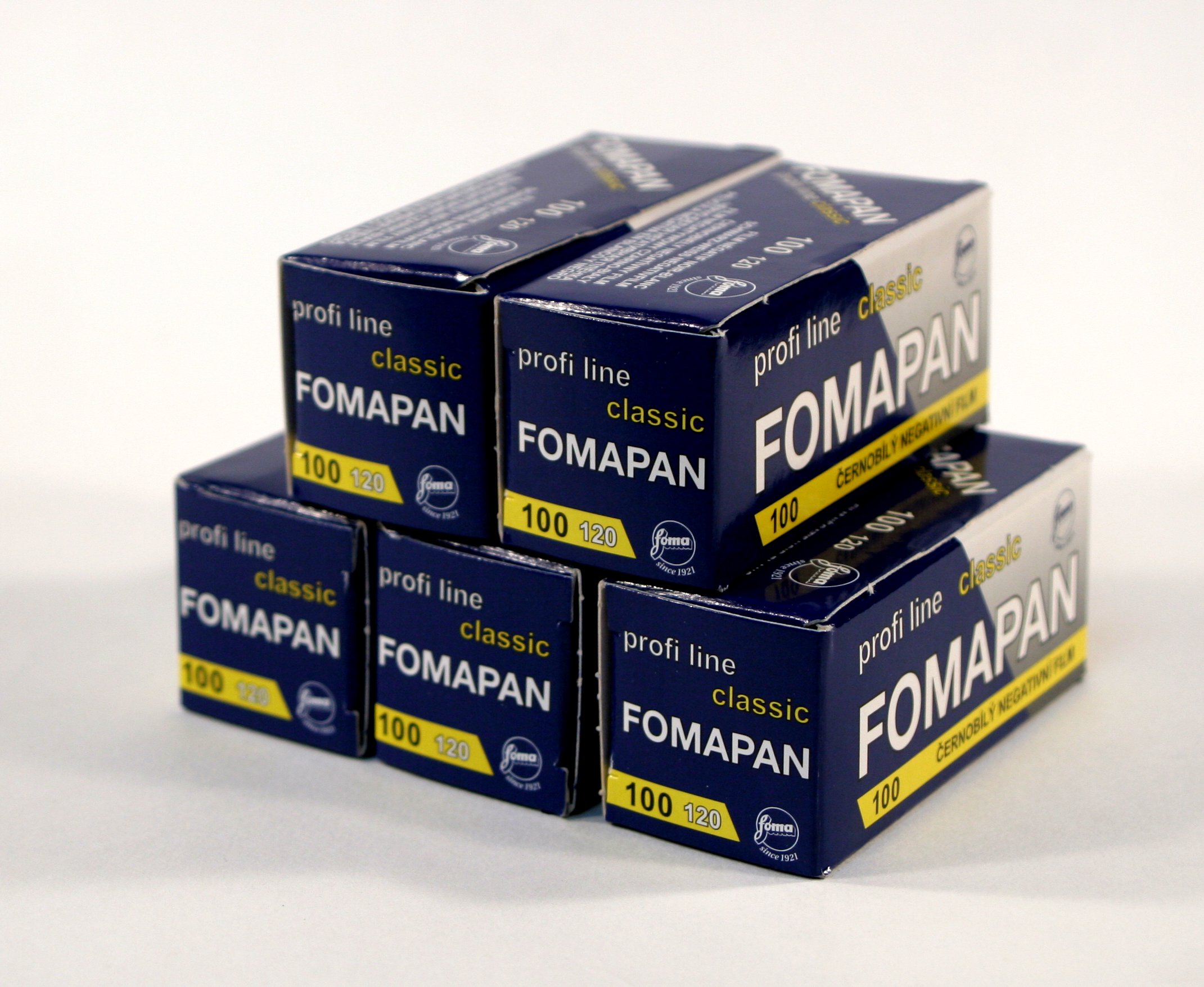 Fomapan 100asa Black and White 120 Roll Film 5 Pack