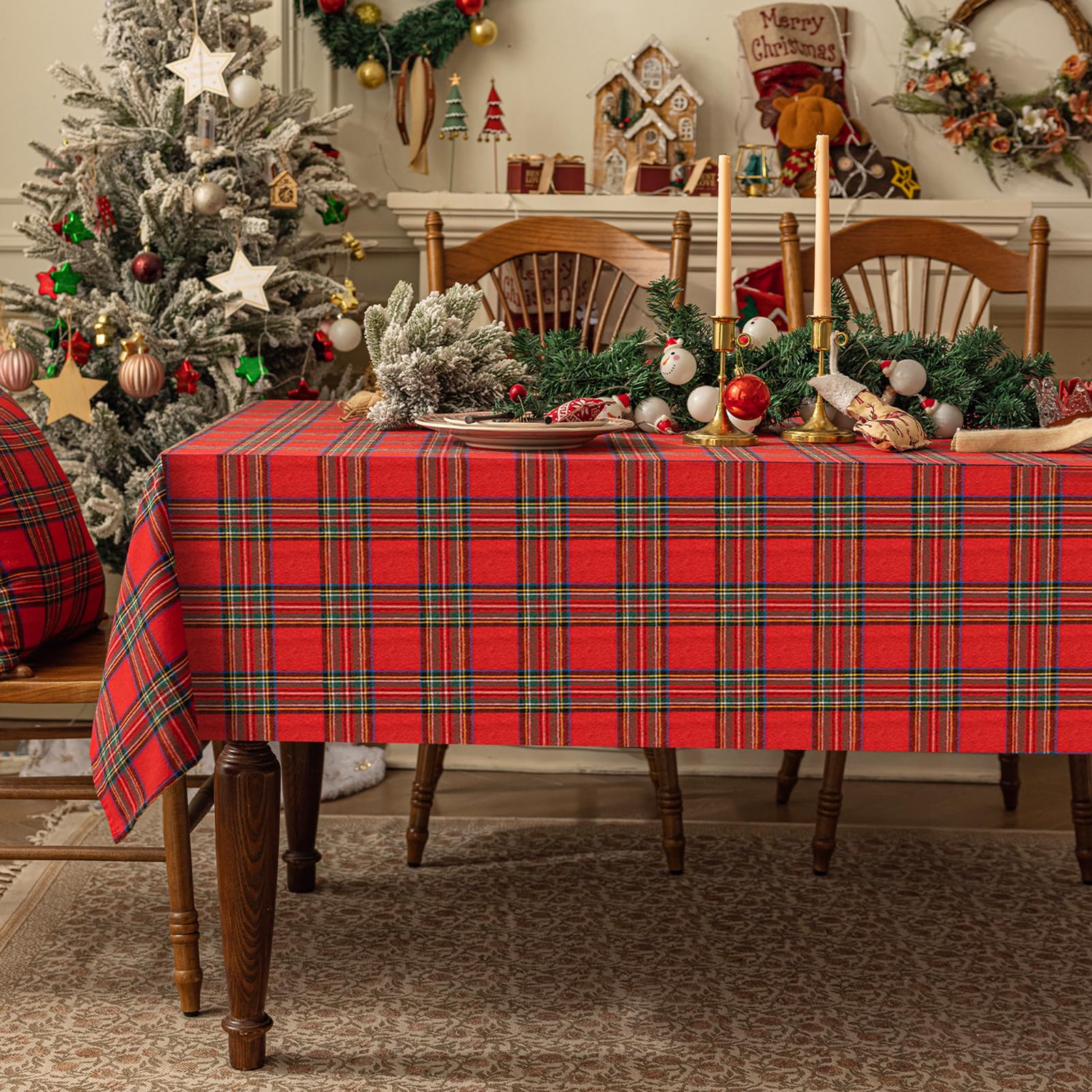 Softalker Christmas Tablecloth Square 140x140 cm Red Tartan Xmas Table Cloth Wipeable Tablecloths New Year Dining Small Table Cover for Autumn Outdoor Coffee Party Buffet Tabletop Decoration