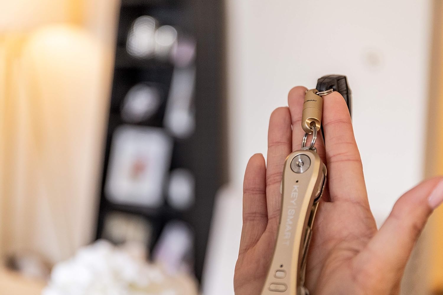 KeySmart MagConnect - Quick, Secure Key Attachment to Bag, Purse & Belt - Easy Access to Keys (1 Pack, Gold) at  Women’s Clothing store