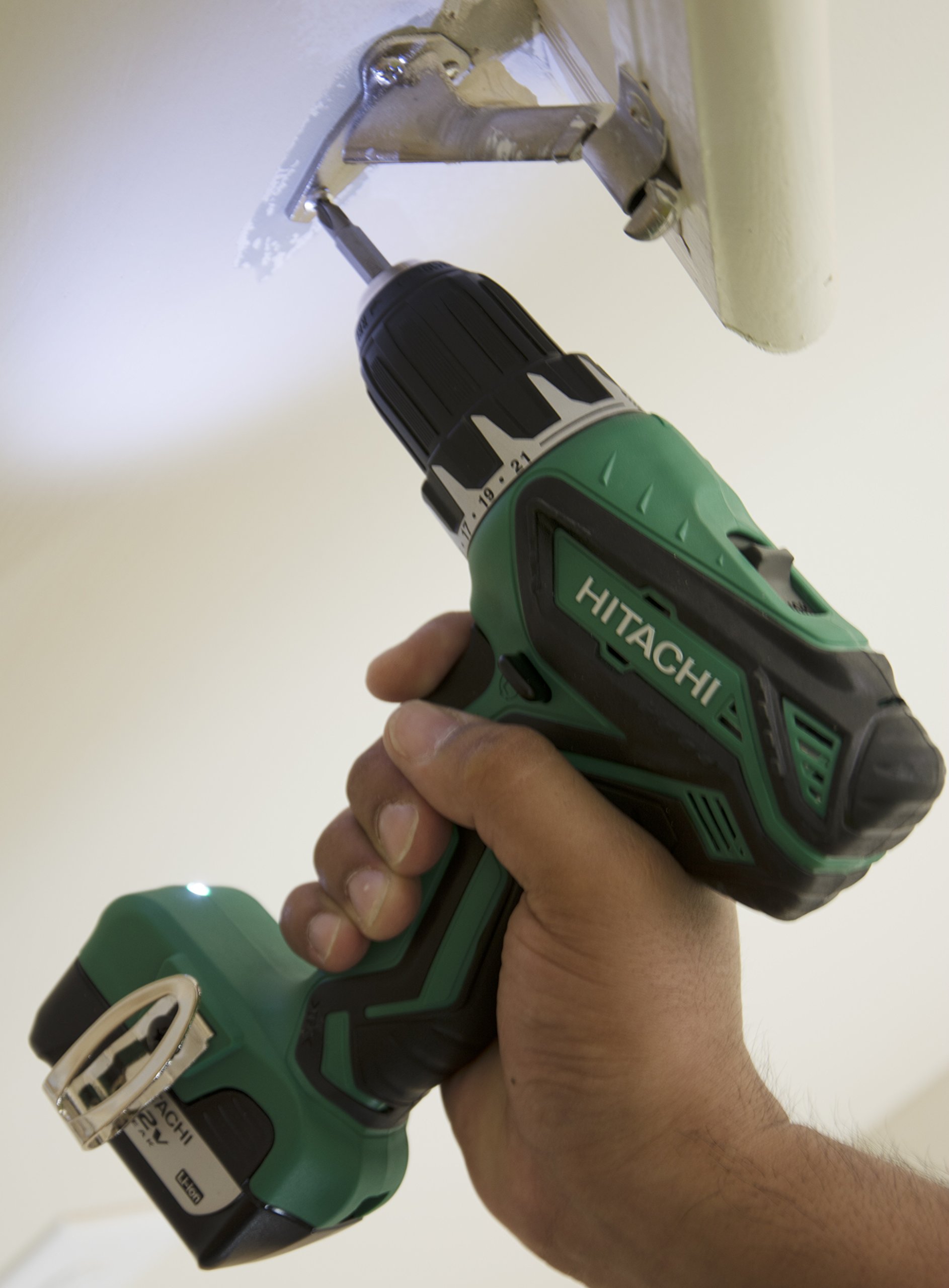 Hitachi KC10DFL2 12Volt Peak Cordless Lithium Ion Driver Drill and