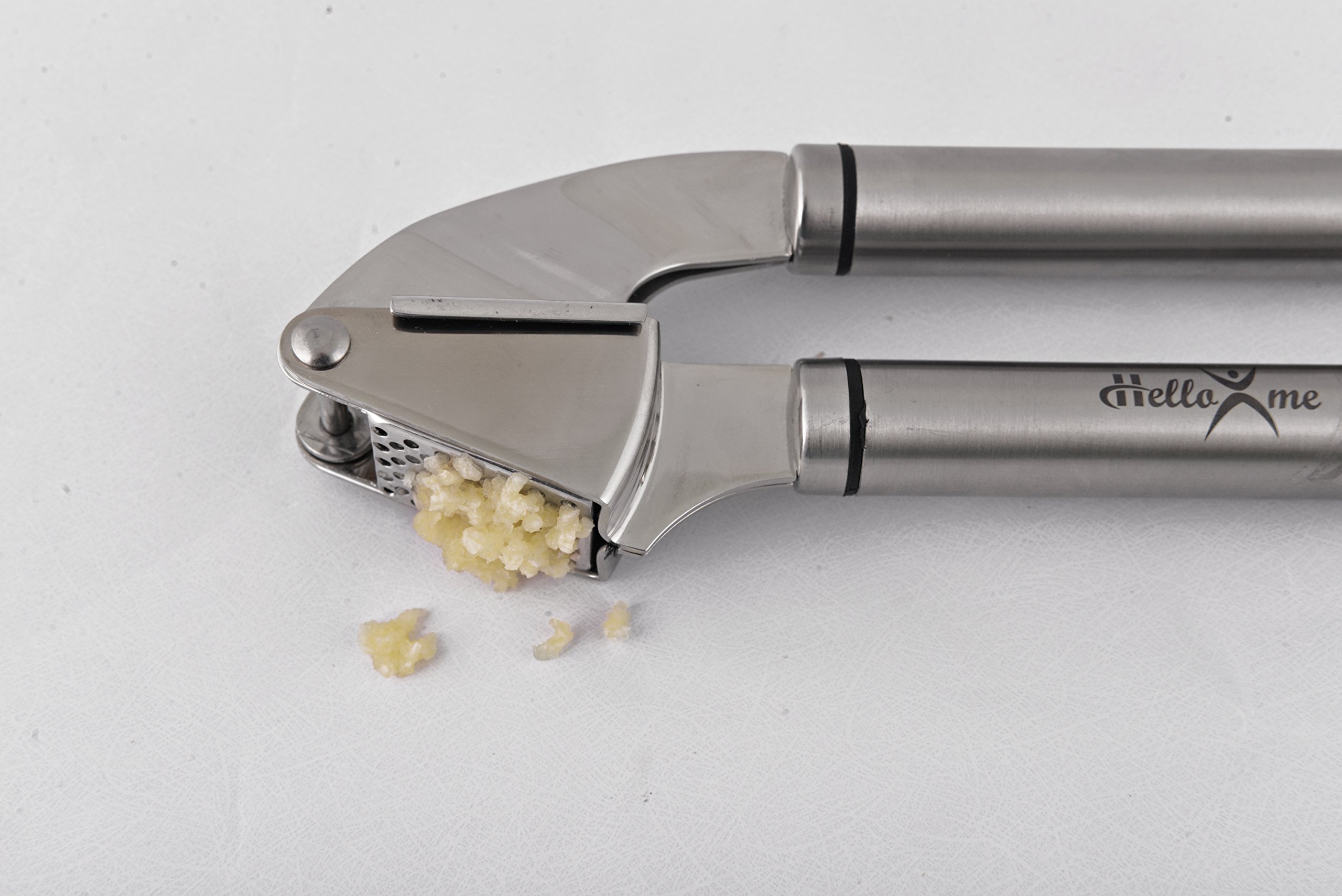 Garlic Press With Peeler and Brush Set,Hello X Me High-End Stainless Steel Garlic Press, Top Quality Garlic Mincer, Garlic Crusher, Garlic Masher and Silicone Roller, Soft-Handled Garlic Press