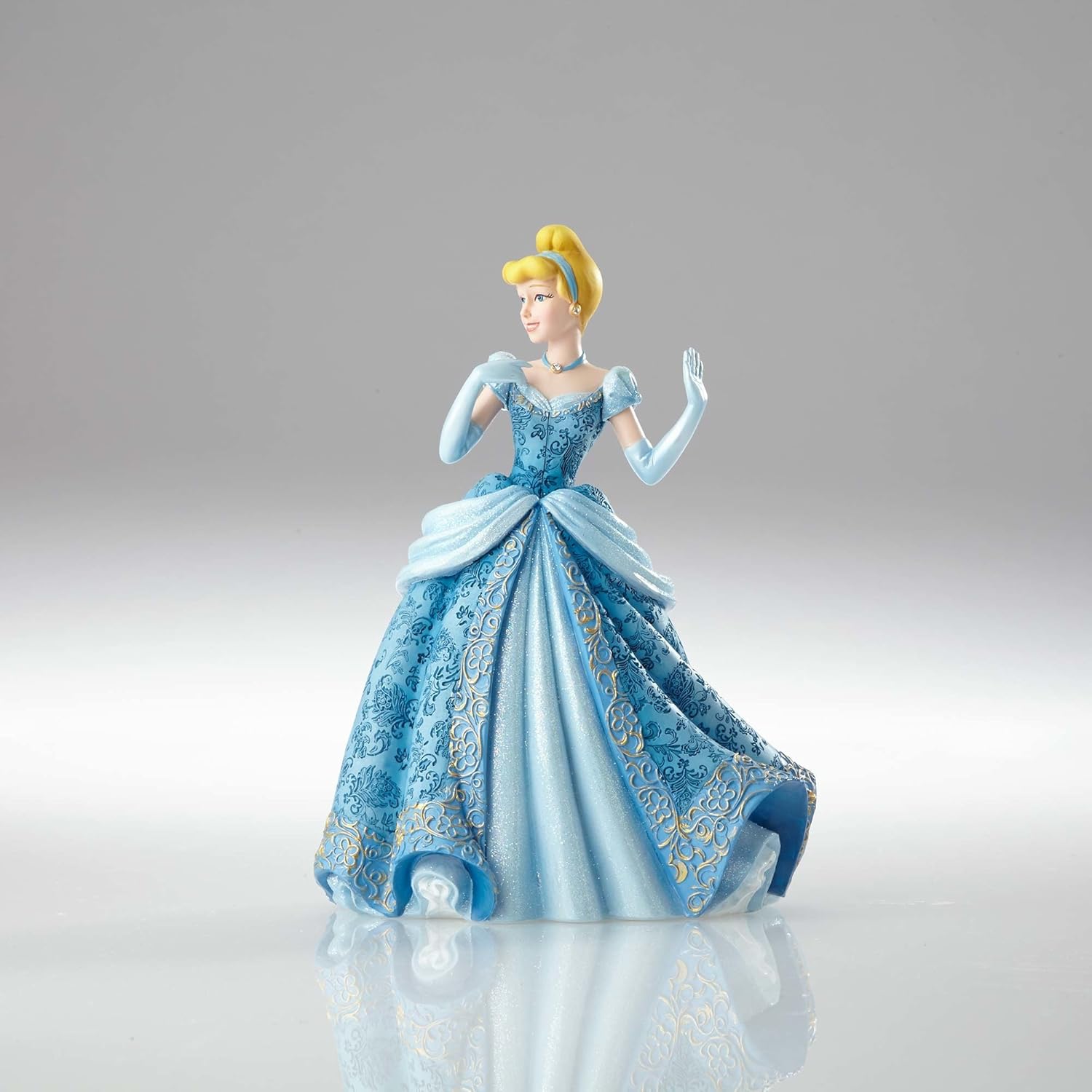 Disney Showcase Cinderella Figurine, Black, 16 x 14 x 21 cm - Image 3