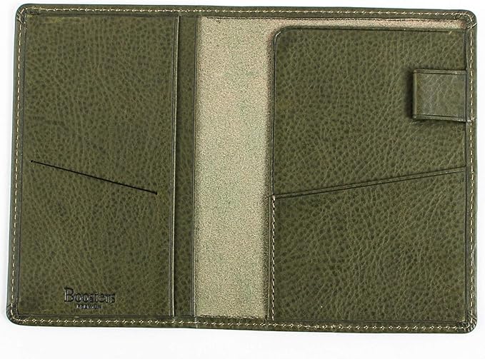 Amazon Co Jp Boosters ブースターズ ミネルバボックス パスポートケース 二つ折り 革 本革 メンズ 5 5インチ カード ケース オリーバ 服 ファッション小物