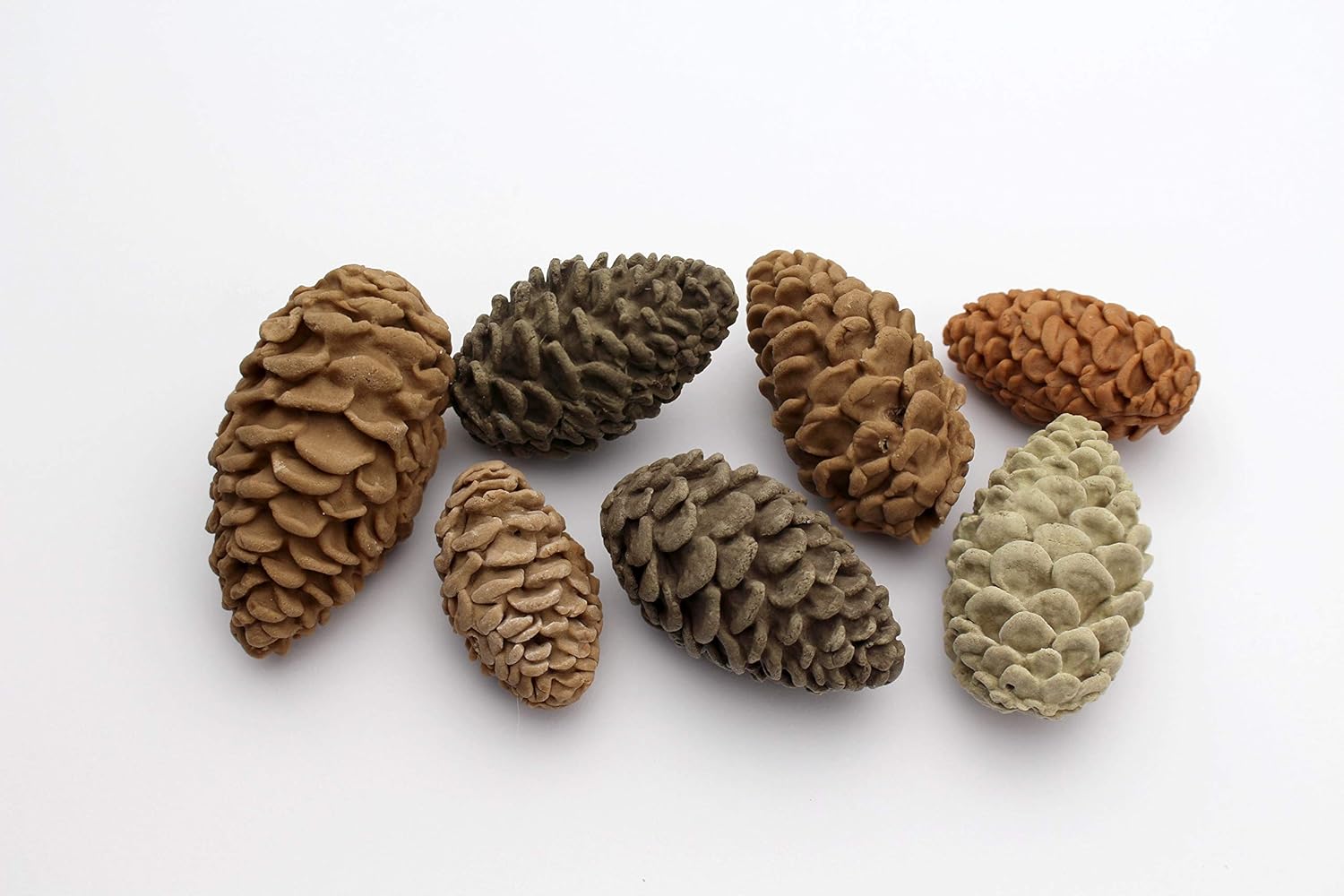 Flower Pro Pine Cones Silicone Mould for Christmas Cake Decorating & Holiday Clay Crafts by Katy Sue Moulds & Flower Pro Moulds. Makes 3 Sizes of Pine Cone for Use with Fondant & Air Dry Clay - Image 3
