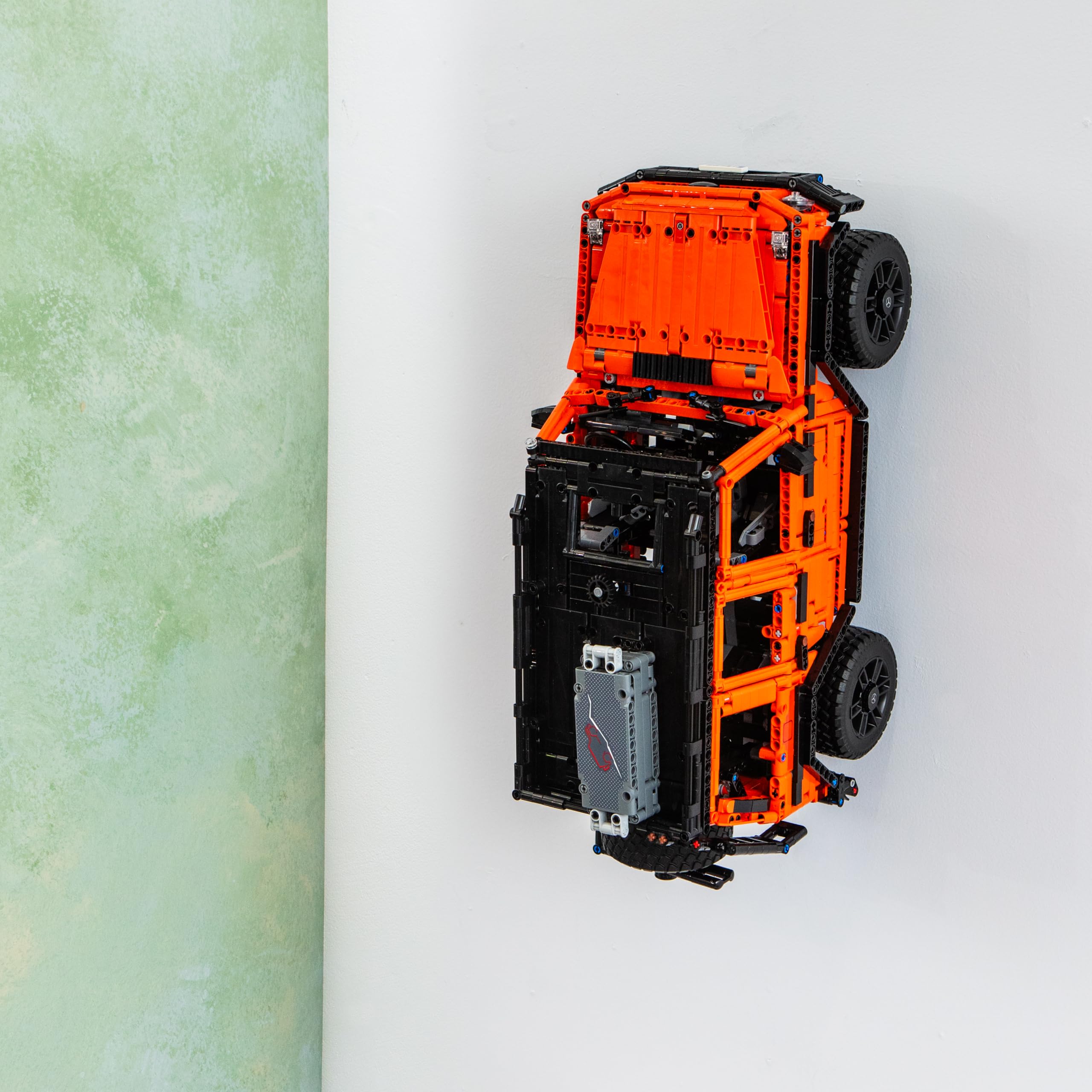 Brickify Wall Mount Hook Compatible With Lego Technic Mercedes G500 42177 - Manufactured in the UK - Car NOT Included