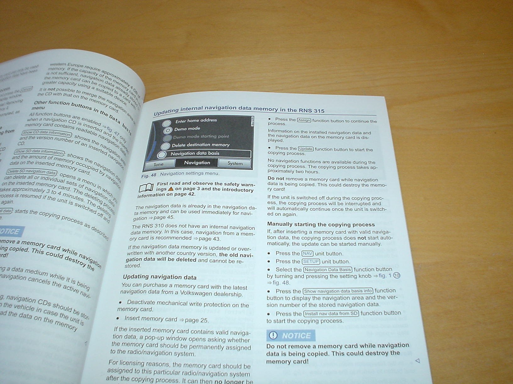 VOLKSWAGEN RNS 310 & 315 NAVIGATION SYSTEM OWNERS MANUAL HANDBOOK RNS310  RNS315 SATNAV BOOK - VW GOLF POLO TOUAREG PASSAT ETC - OWNER'S HAND BOOK  MANUAL: ...