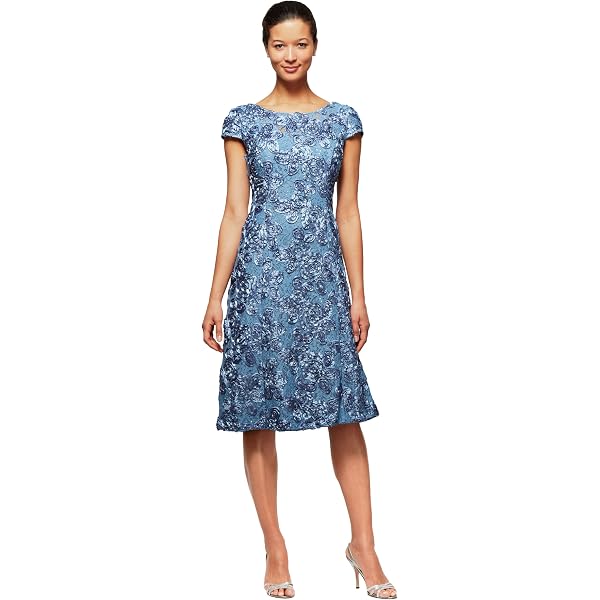 green emerald velvet dress Amazon.com: J Kara Women's Petite Petite Short Sleeve Beaded Top Long Dress  Dress, Gray/Multi, 10P : Clothing, Shoes & Jewelry