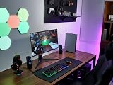LG UltraGear 27GR95QE 27" OLED Gaming Monitor QHD 240Hz 0.03ms G-SYNC FreeSync view 8