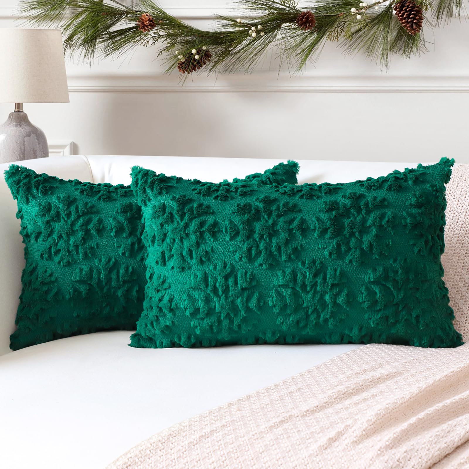 Artscope Set of 2 Xmas Soft Plush Short Wool Velvet Decorative Cushion Covers 30x50cm Luxury Style Throw Pillow Covers Pillow Shell for Sofa Bedroom Christmas Snowflake Green