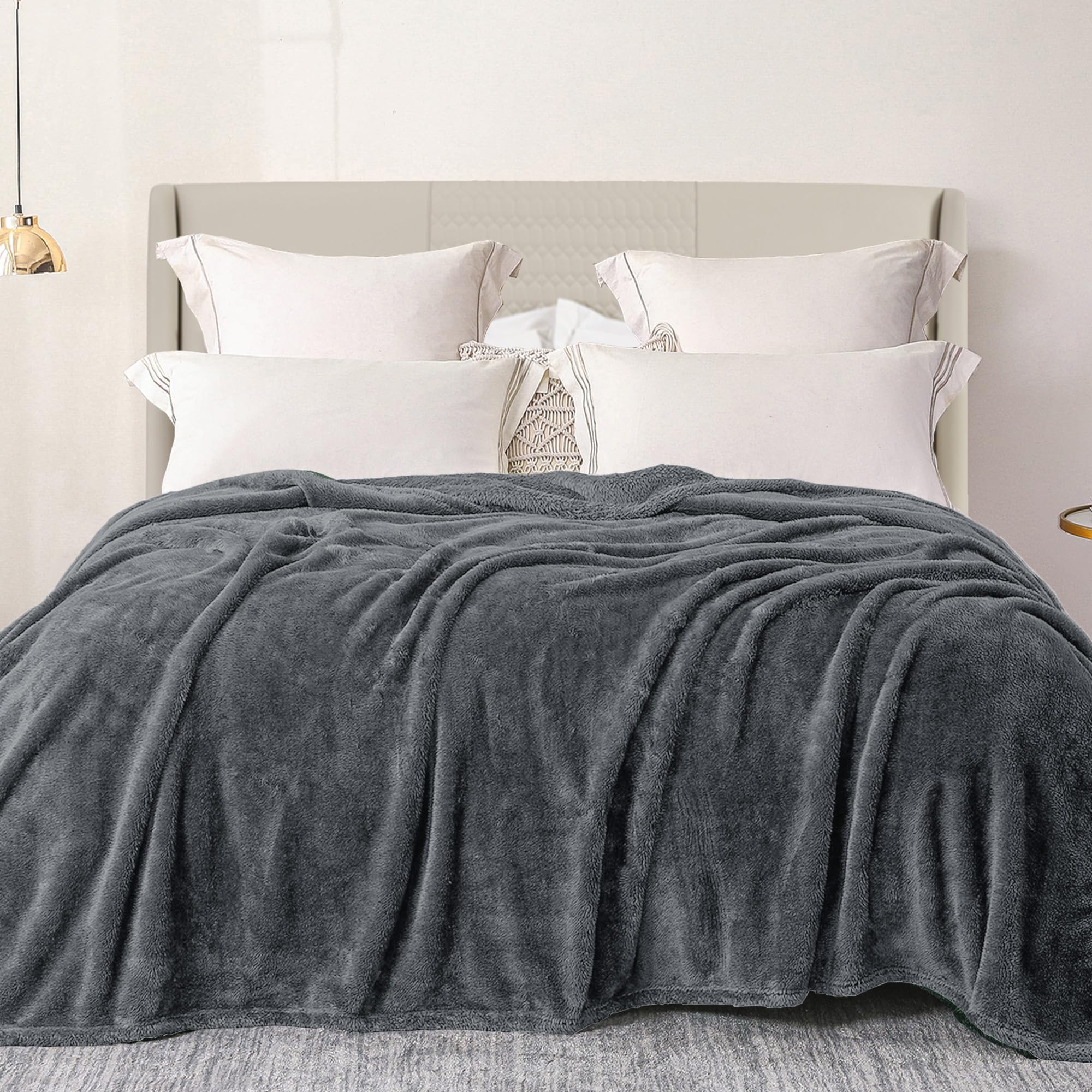 Exclusivo Mezcla Plush Fuzzy Fleece Bed Blanket Queen Size 230x230 CM, Super Soft, Fluffy and Warm Blankets, Suitable for All Season Use, Grey — image 1