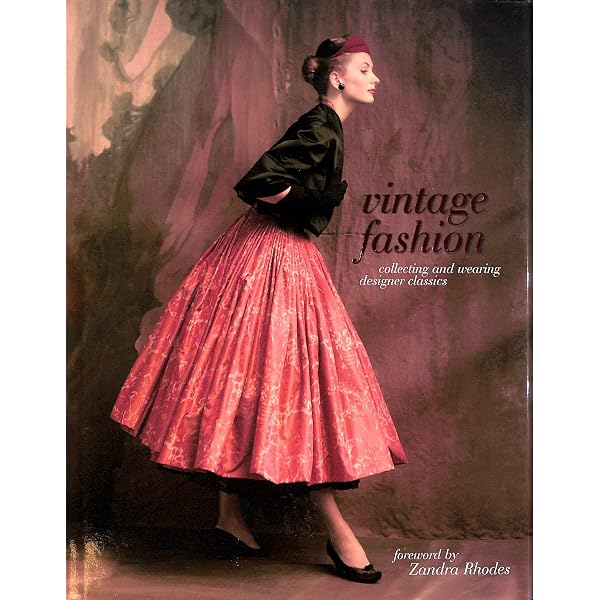 Vintage Fashion: A Complete Sourcebook: Albrechtsen, Nicky