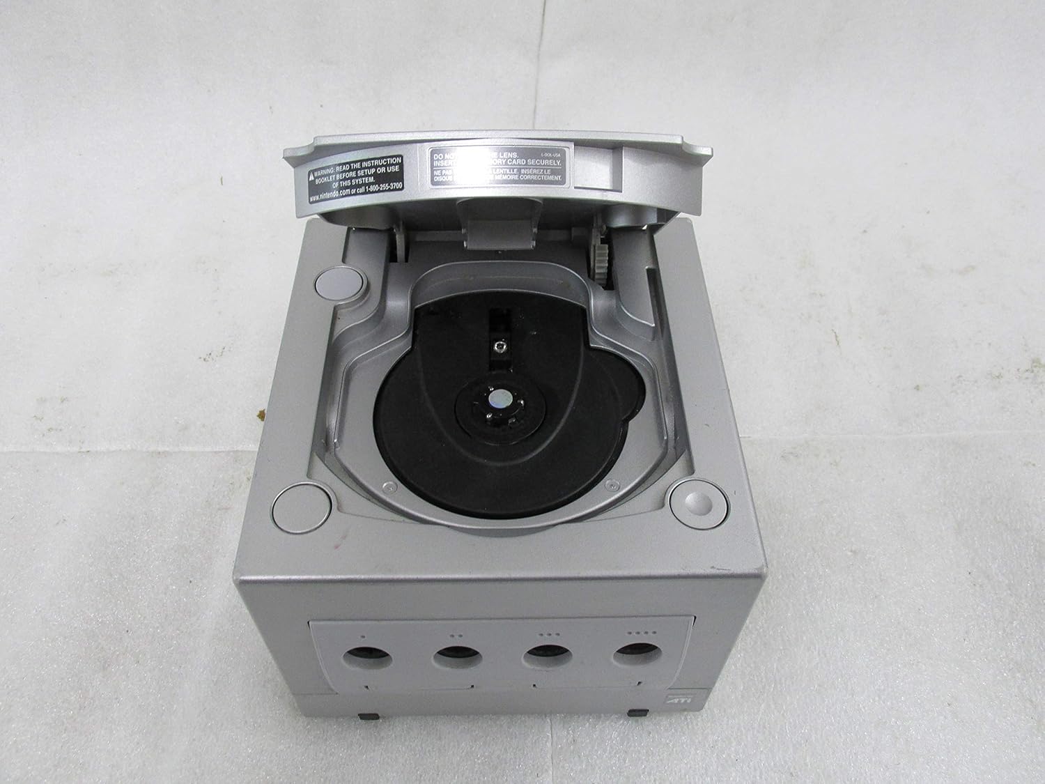 Gamecube Console Platinum: Artist Not Provided: Video Games