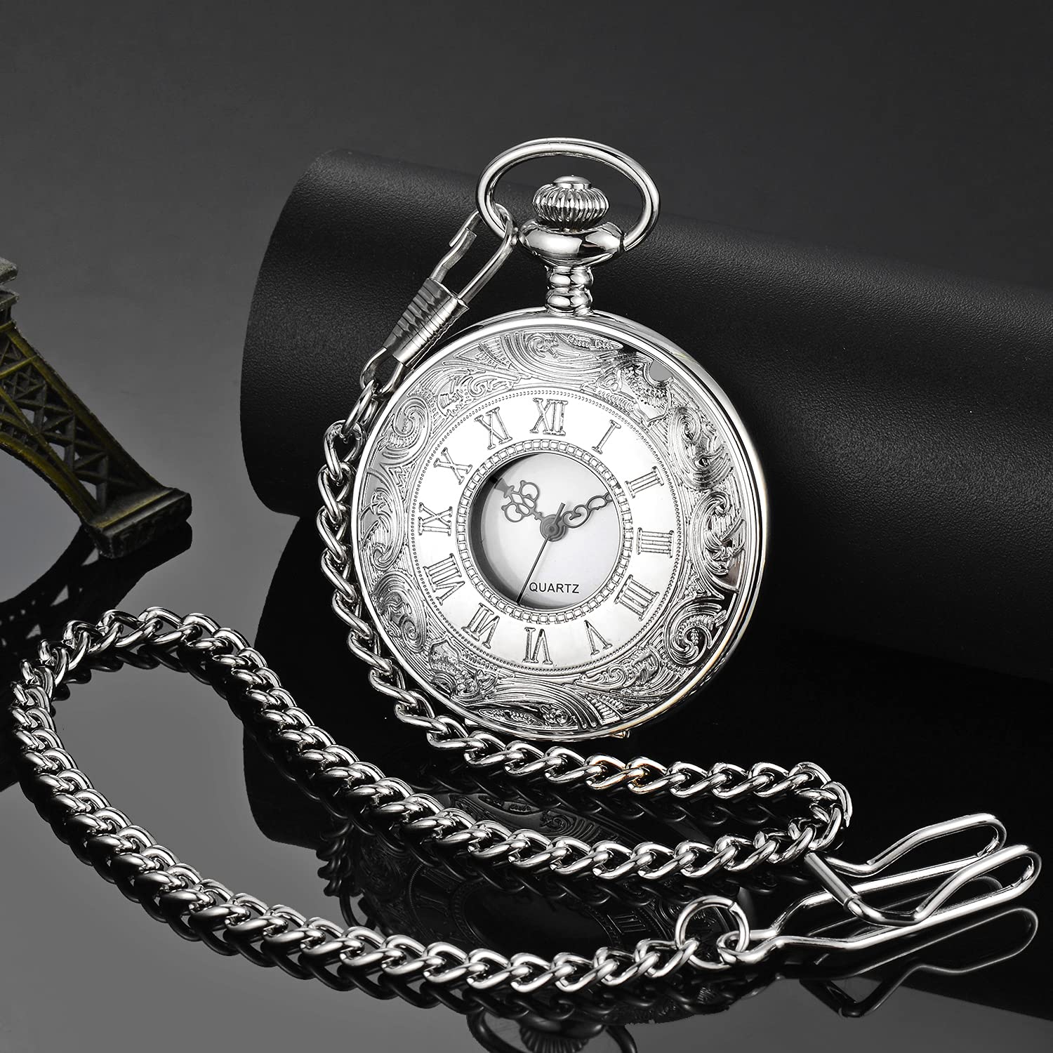 LYMFHCH Vintage Pocket Watch Roman Numerals Scale Quartz Pocket Watches with Chain Christmas Graduation Birthday Gifts Fathers Day