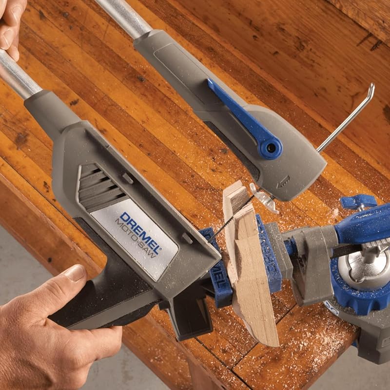 MS20 Moto-Saw Dekupiersäge, Kompakte 2-in-1-Tischkreissäge (70 W) mit 1 Zubehörteil und 5 Sägeblättern für seitliche und lange Schnitte in Weiches Holz, Laminat und Kunststoff