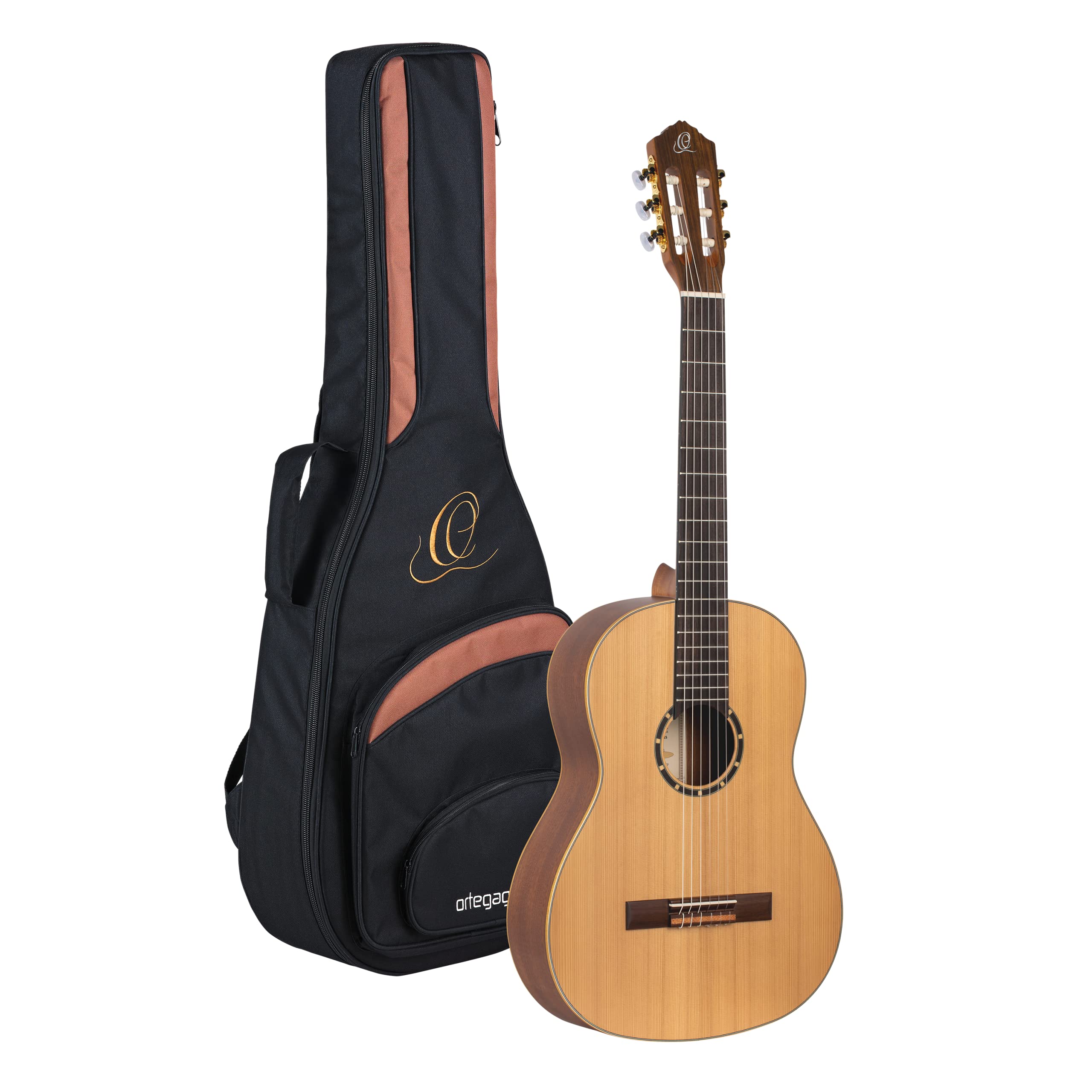 Ortega Guitars 4/4 Classical Guitar – Family Series Pro – Including Gig Bag – Solid Canadian Red Cedar, Mahogany, Natural (R131)