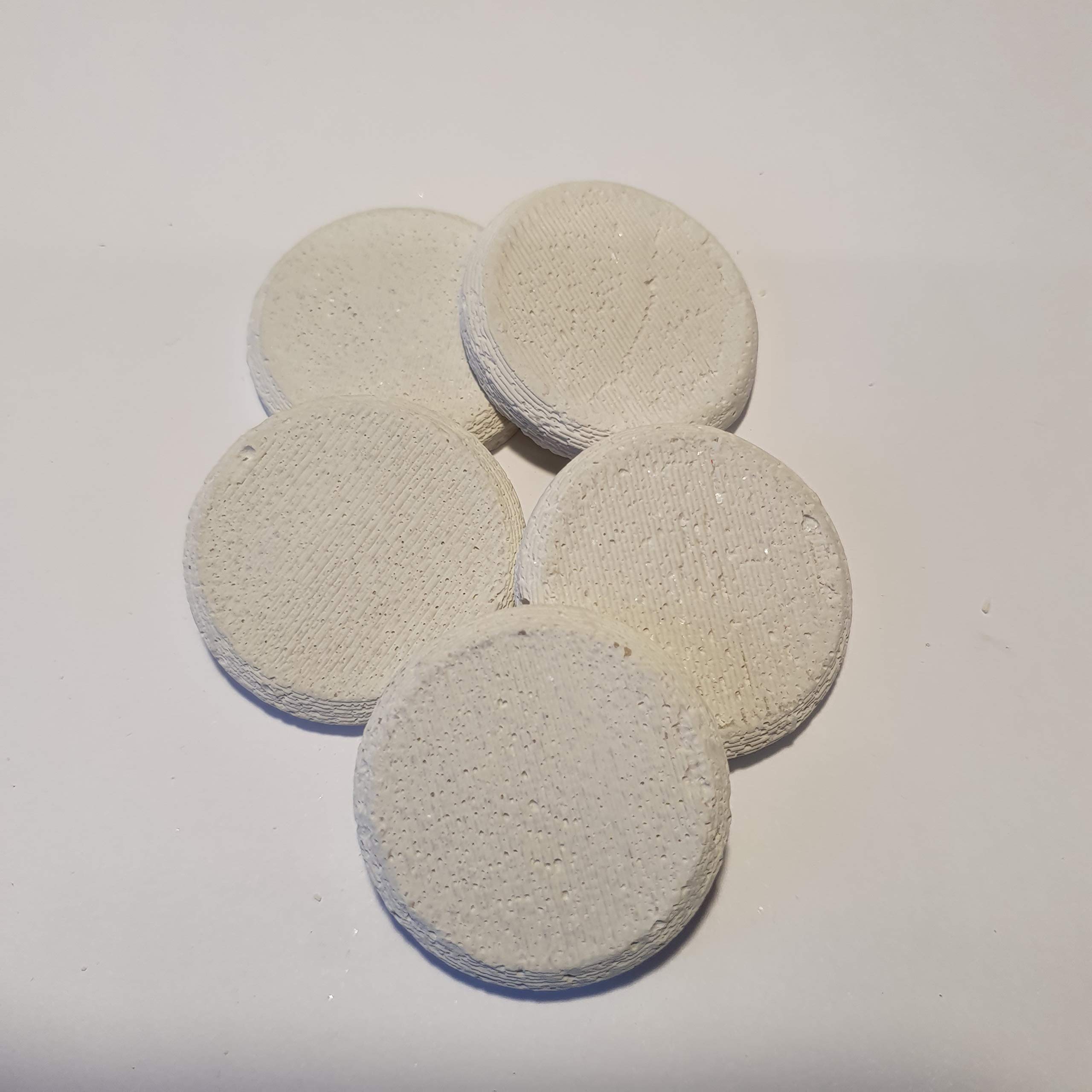 Reef-Geeks, Large Textured Coral Frag Discs – 38mm Reef-Safe Coral Mounts for Zoanthids, Softies, LPS & SPS | Premium UK-Made Coral Sand Frag Plugs (20)