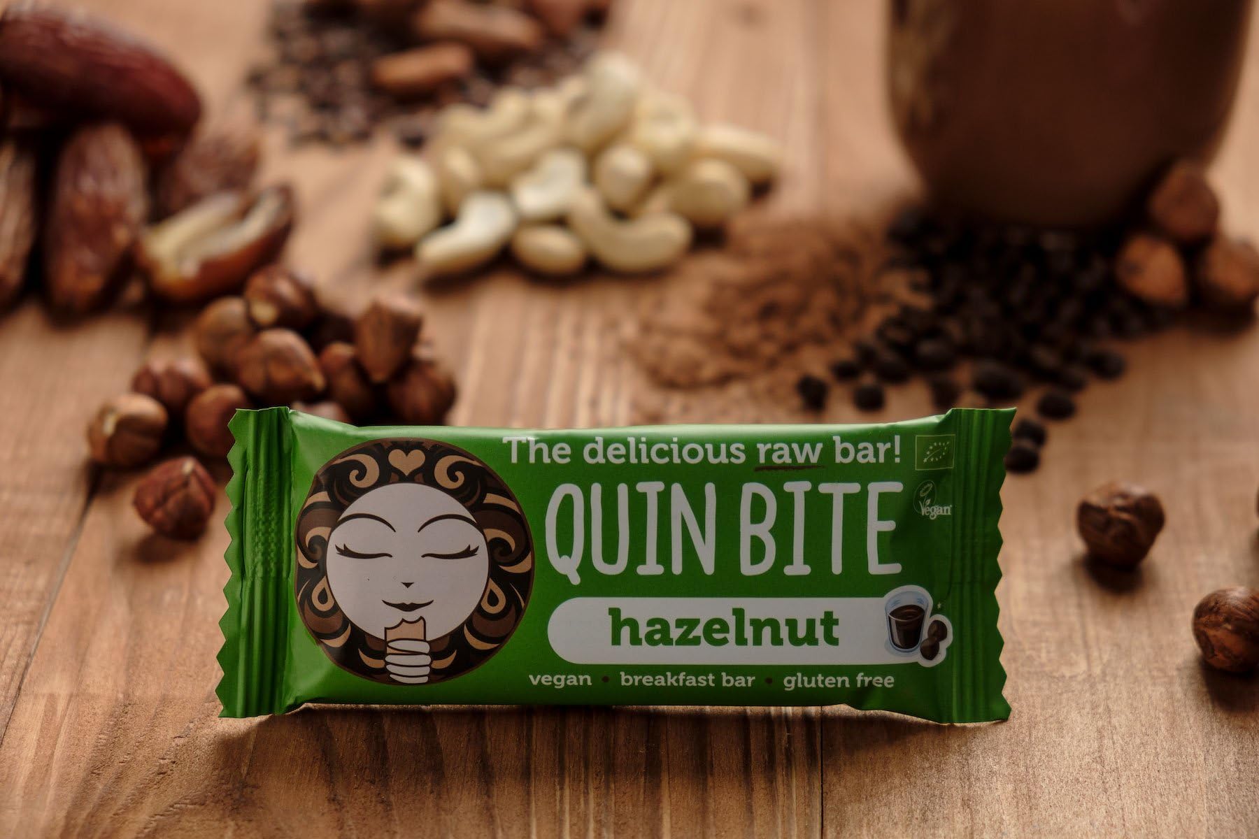 QUIN BITE Hazelnut - Raw Fruit & nut bar - 12 Bars (12x30g); QUIN BITE - The Delicious raw bar!