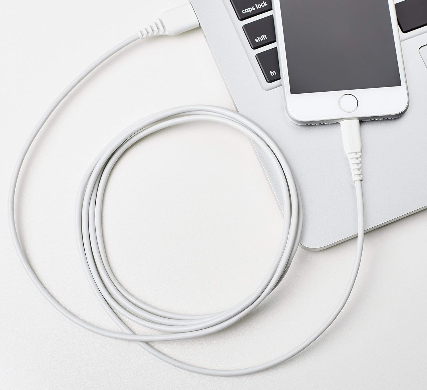 Basics MFi-Certified Lightning to USB A Cable for Apple iPhone and iPad - 6 Feet (1.8 Meters) - White