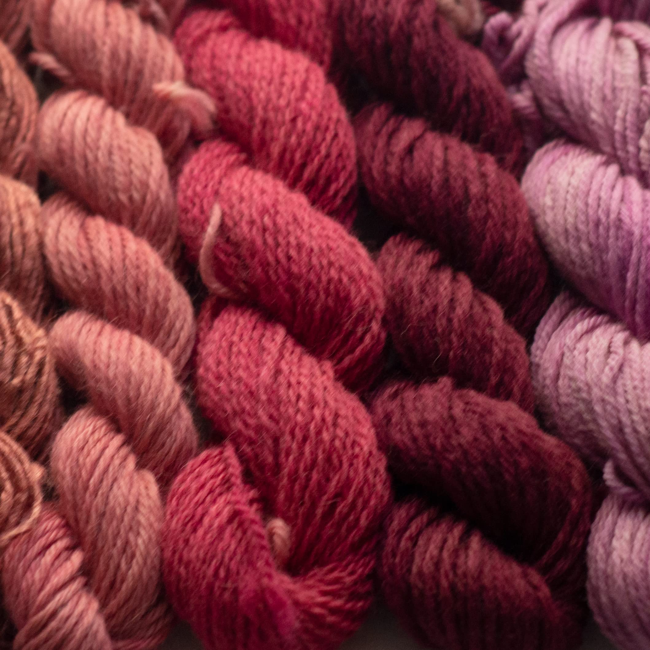 Shepherd Textiles Sappanwood Extract Natural Dye, 1 oz.