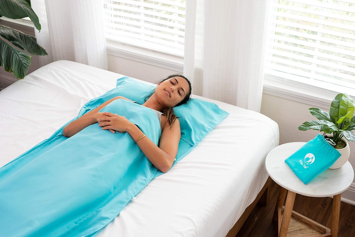 Pike Trail Sleeping Bag Liner – Travel and Camping Sheet, Lightweight and Compact Insert with Full Length Zipper and Guarantee : Sports & Outdoors