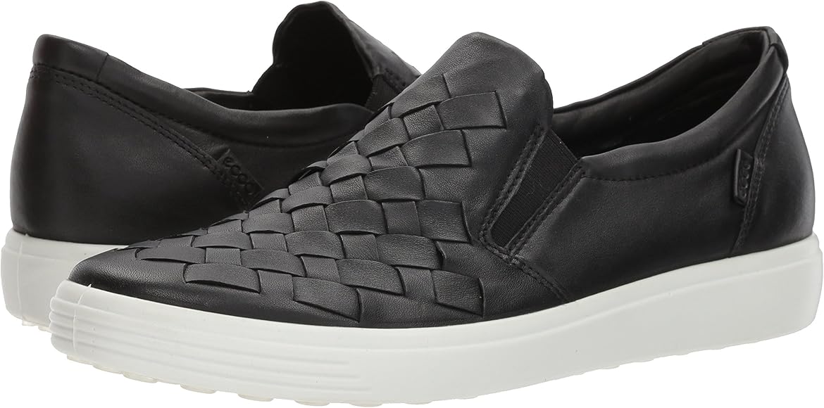 ecco woven sneaker