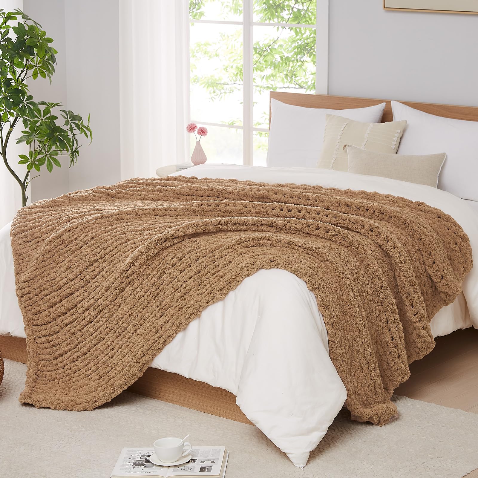 L'AGRATY Chunky Knit Blanket
