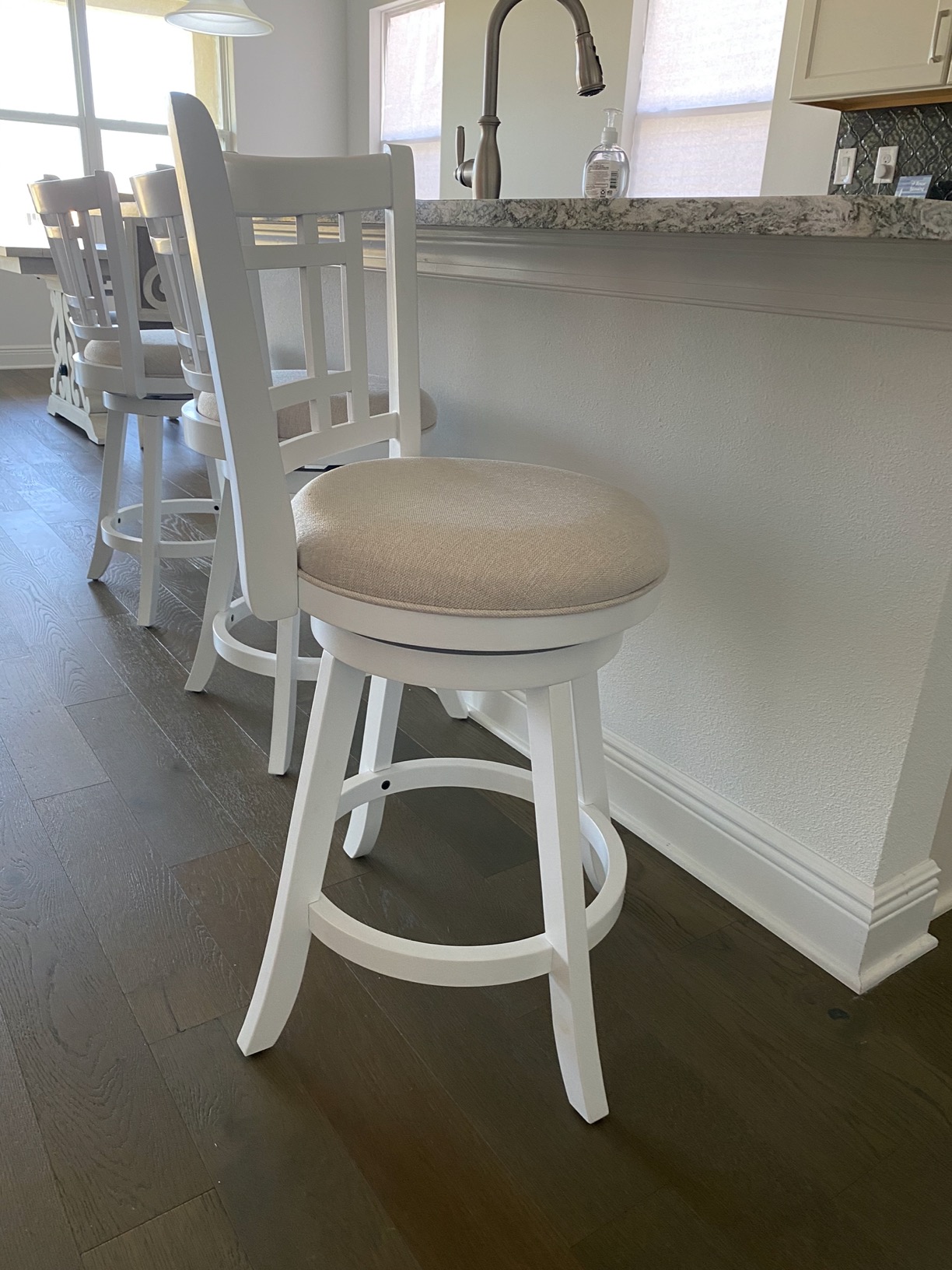 23/mo Finance Hillsdale Fairfox Swivel Bar Stool, Counter, White