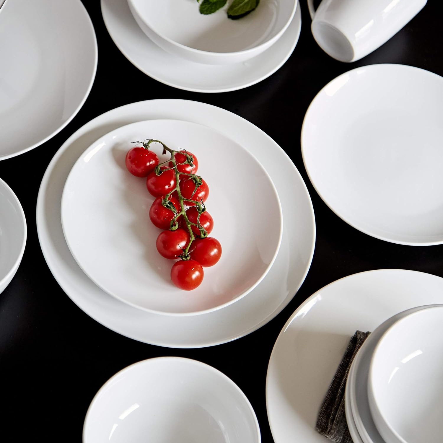  | Euro Ceramica Essential Collection Porcelain Dinnerware and Serveware, 16 Piece Set, Service for 4, Classic White: Dinnerware Sets