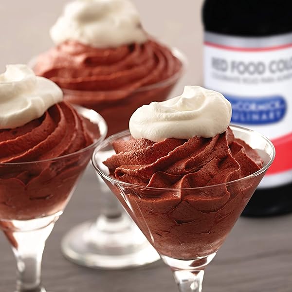 MCCORMICK CULINARY RED FOOD COLORING, 32 FL OZ – ONE 32 FLUID OUNCE BOTTLE OF RED FOOD DYE WITH RICH RED COLOR PERFECT FOR RED VELVET CAKES, FROSTING, ICING, COOKIES AND MORE