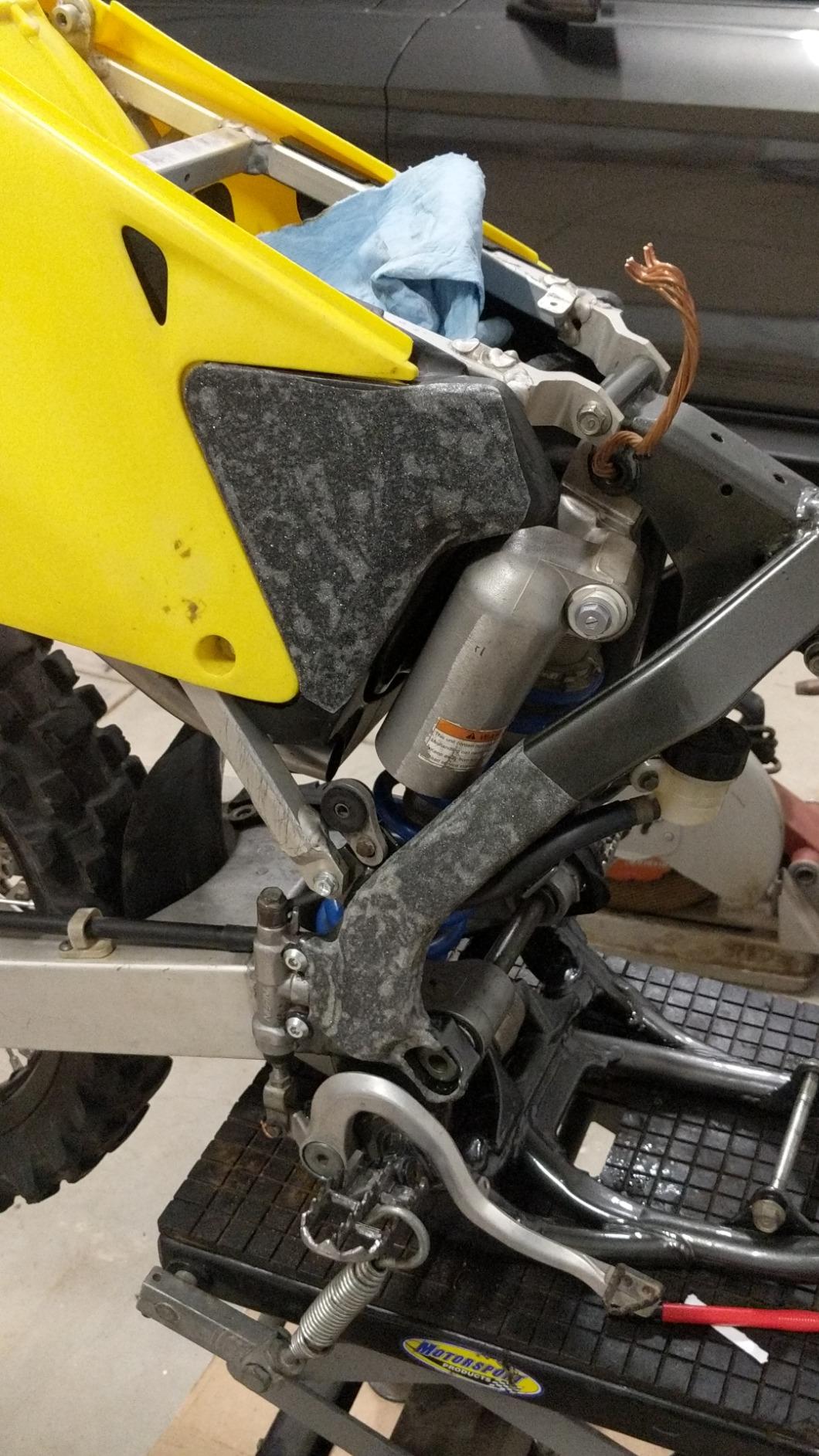 3/mo Finance 9" x 33" Clear Skateboard Grip Tape Sheet 2 Pack, ZUEXT