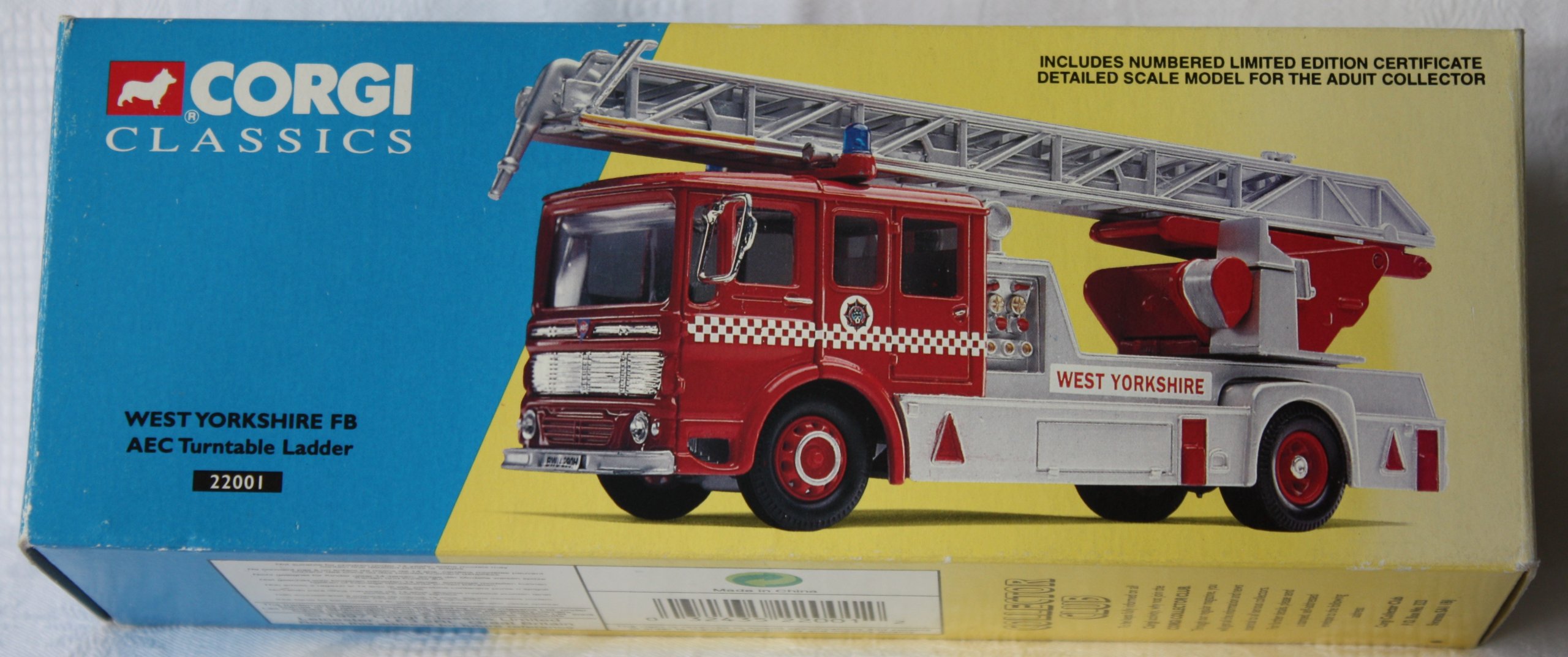 Corgi - 22001 - West Yorshire Fire Brigade AEC turntable ladder