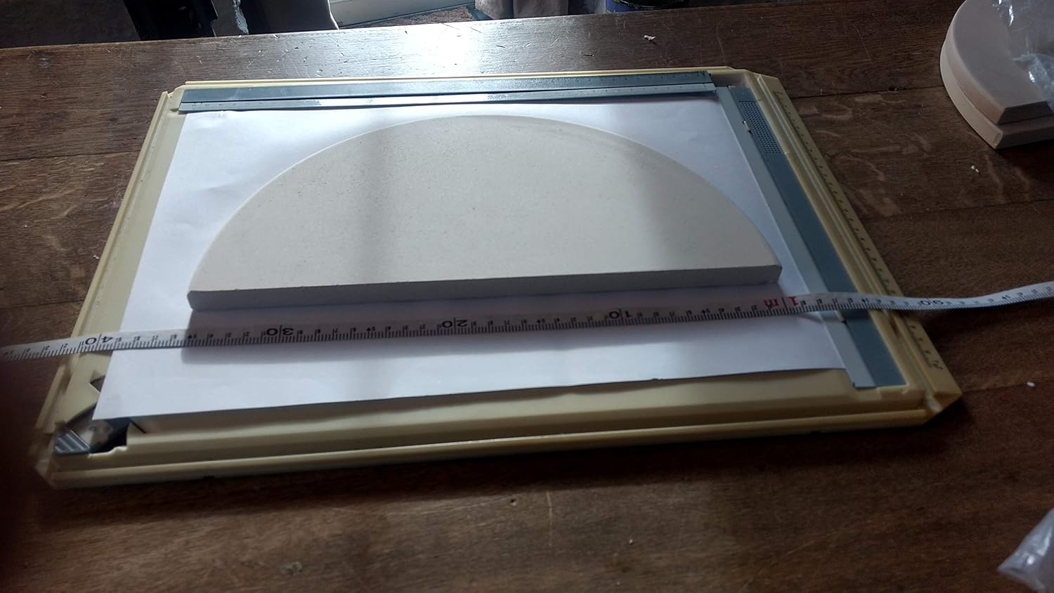 YNNI KAMADO Pair (2) Extra Thick High Temperature Half Moon Pizza Stones Heat Deflector BBQ 35.5cm TQHMPS355 - Image 4