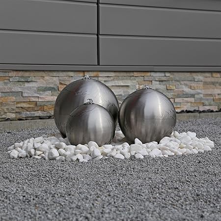 Gartenbrunnen Mit Led Beleuchtung Kugelbrunnen Wasserspiel Fur Aussenbereich 3 Kugeln Aus Edelstahl Matt Geburstet Mit Jeweils 1 Led Licht Direkt Am Wasseraustritt Komplettset Garten 12v Ac Amazon De Garten
