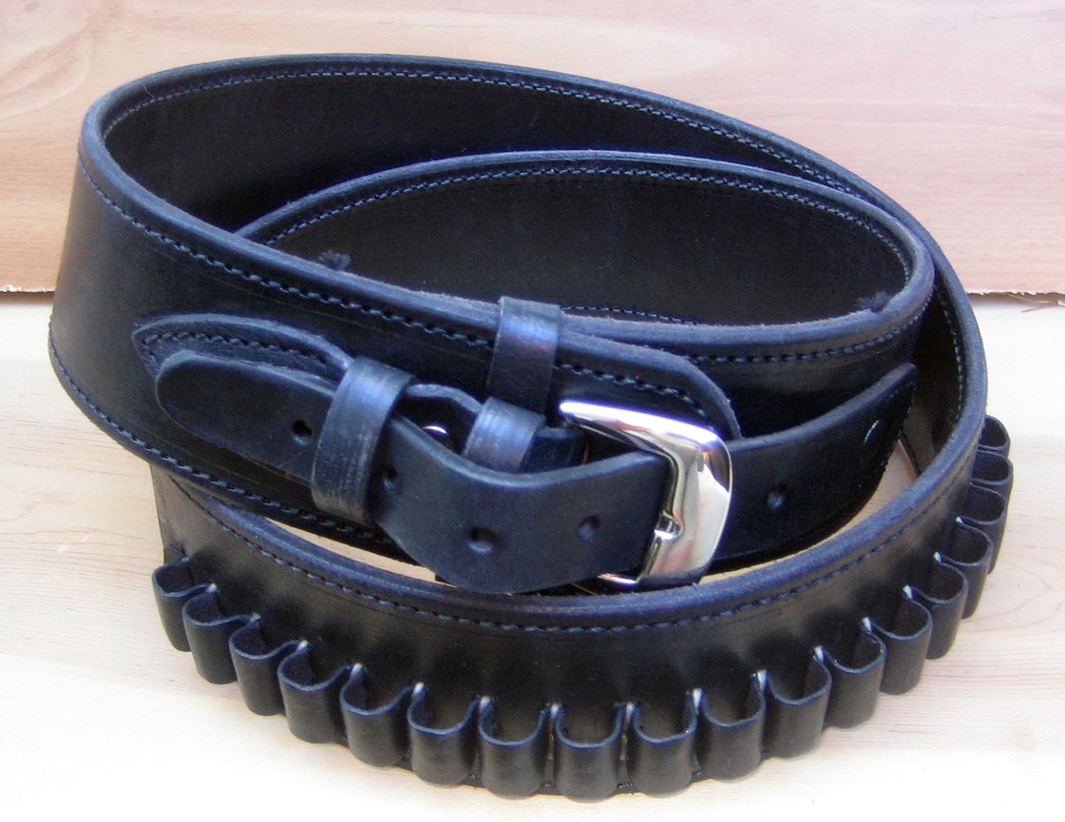 Black Deluxe Cartridge GUNS4US Belt Single Action SASS Gun