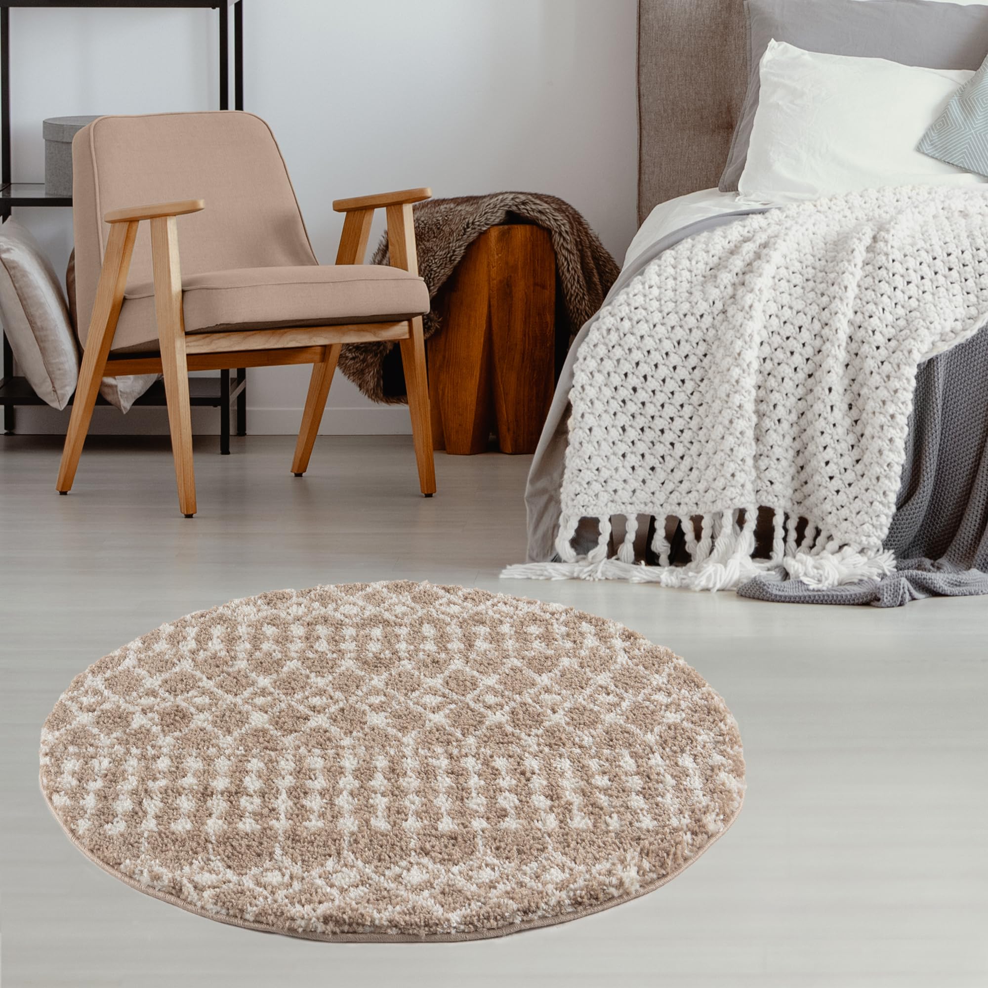 THE RUGS Modern Moroccan Design Living Room and Bedroom Rugs, Non-Shedding & Easy Care (Moroccan Beige/Ivory, 120 cm Round)