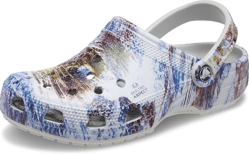 Crocs Unisex-Adult Classic Realtree Clog, Camo Shoes, Atmosphere, 3 Men/5 Women